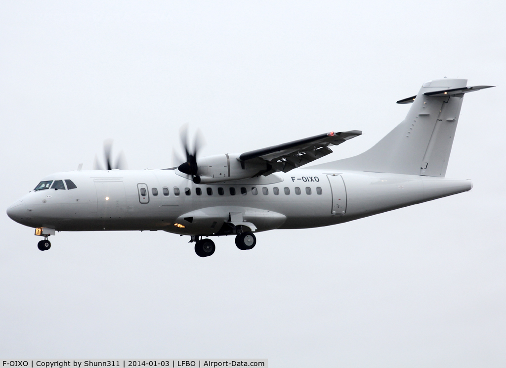 F-OIXO, 2013 ATR 42-600 C/N 1010, Landing rwy 32L in all white c/s without titles... LIAT ntu and for Air Antilles Express