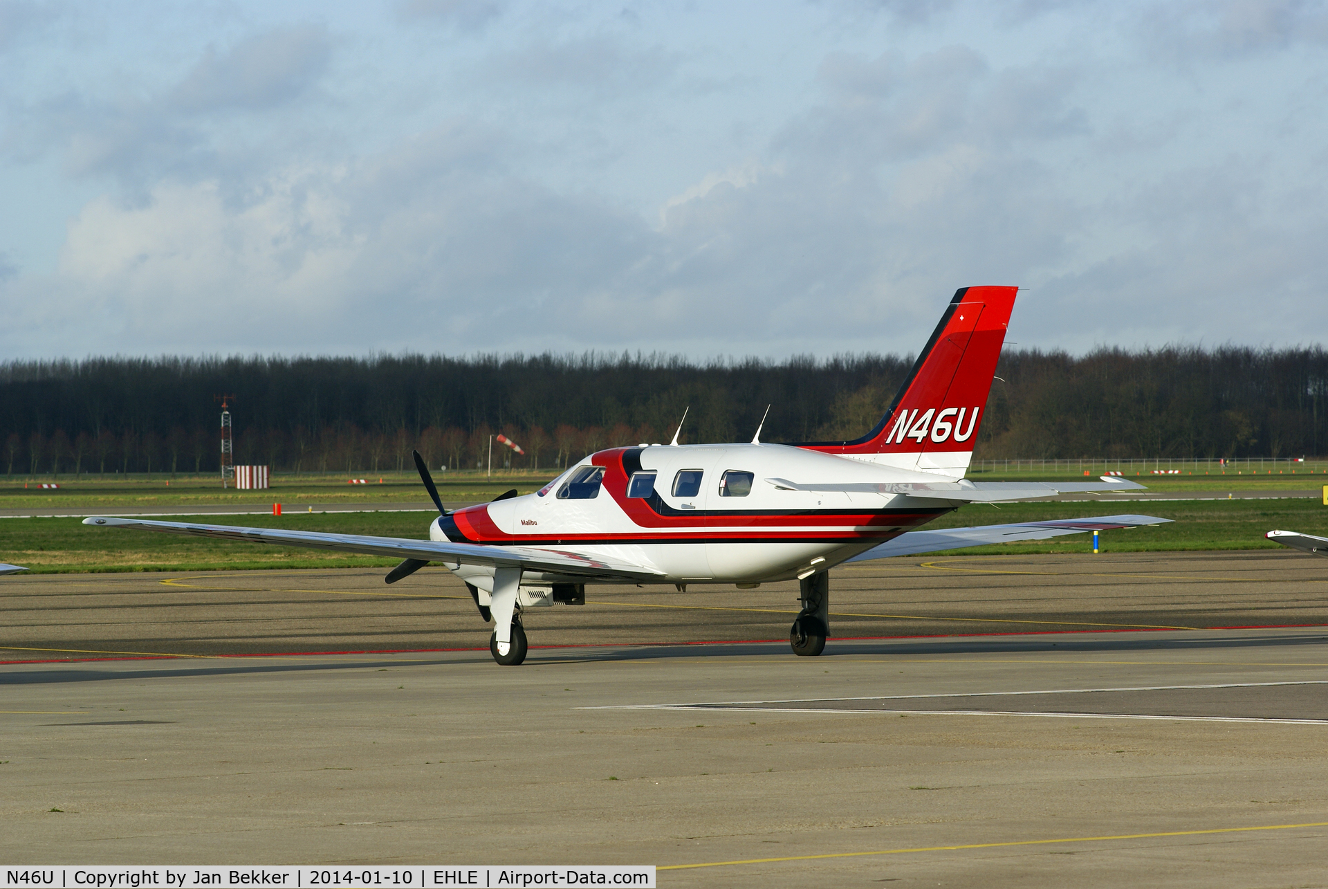 N46U, 1987 Piper PA-46-310P Malibu C/N 4608072, Lelystad Airport