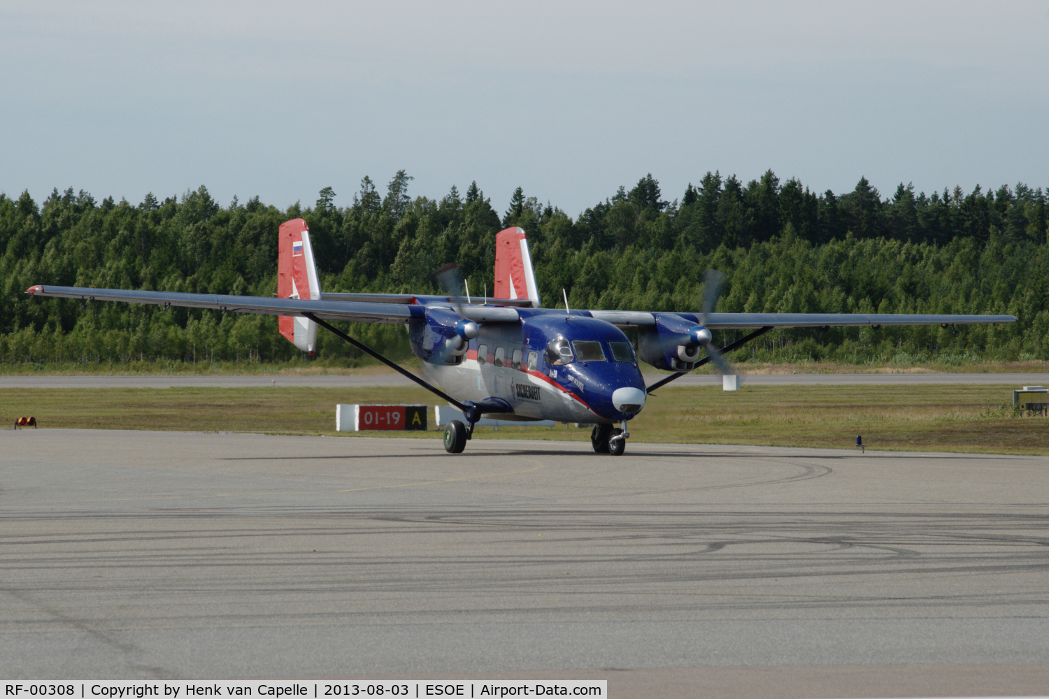 RF-00308, Antonov An-28 C/N 1AJ001-04, PZL-Mielec built An-28 taxying in at Örebro airport, Sweden.