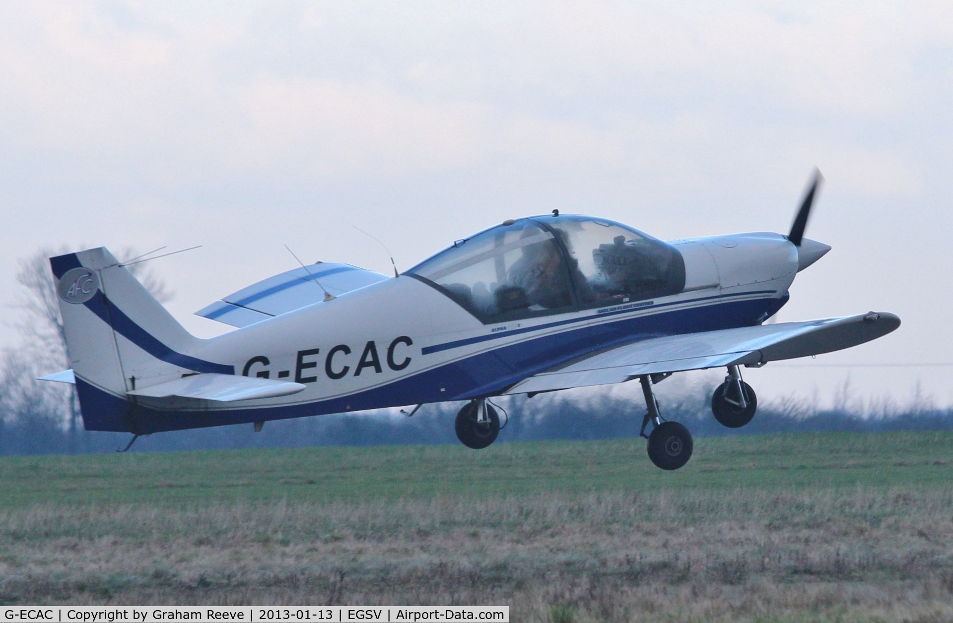 G-ECAC, 2007 Robin R-2120U Alpha C/N 120T-0001, Just airbourne.