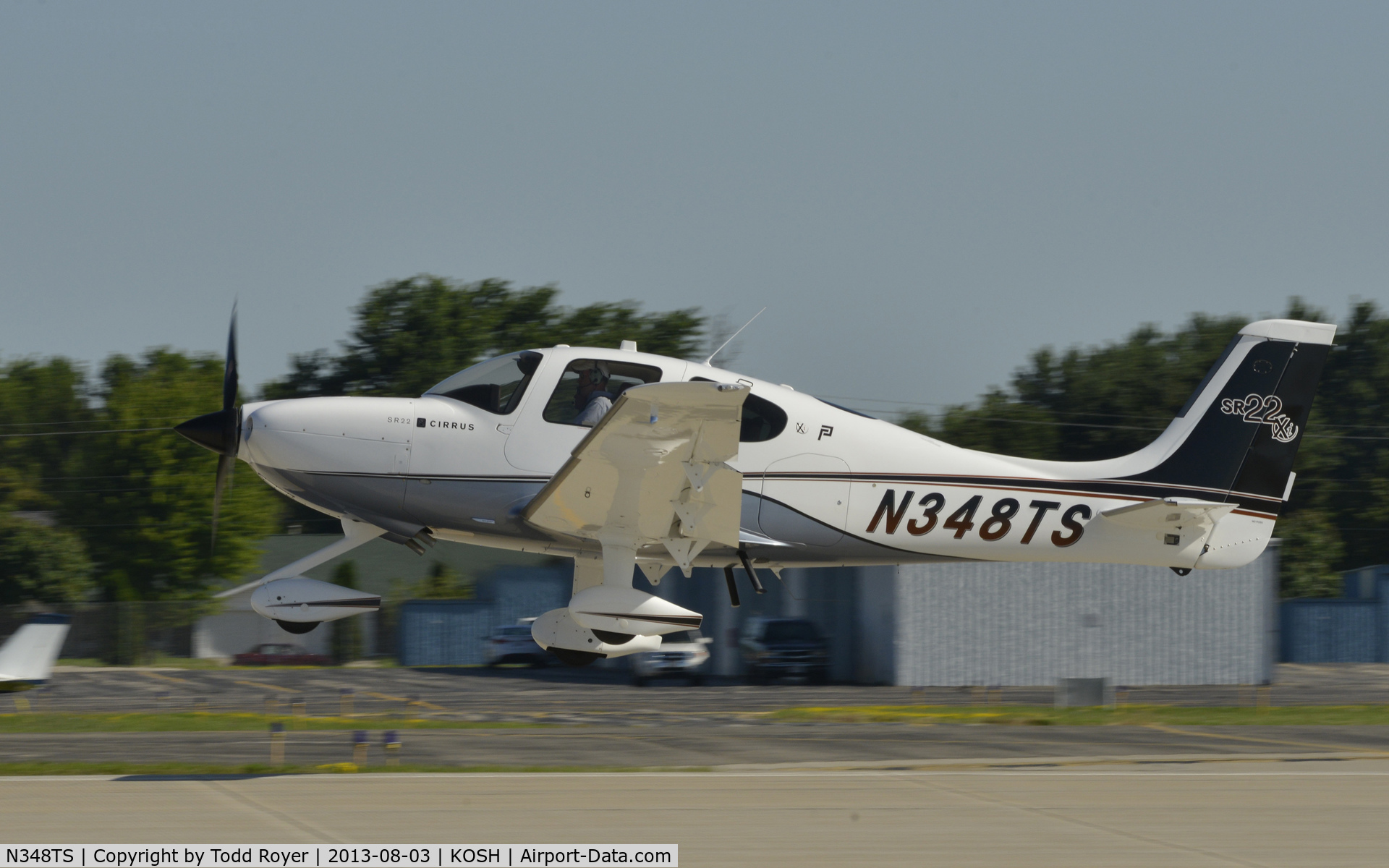 N348TS, Cirrus SR22 C/N 3800, Airventure 2013