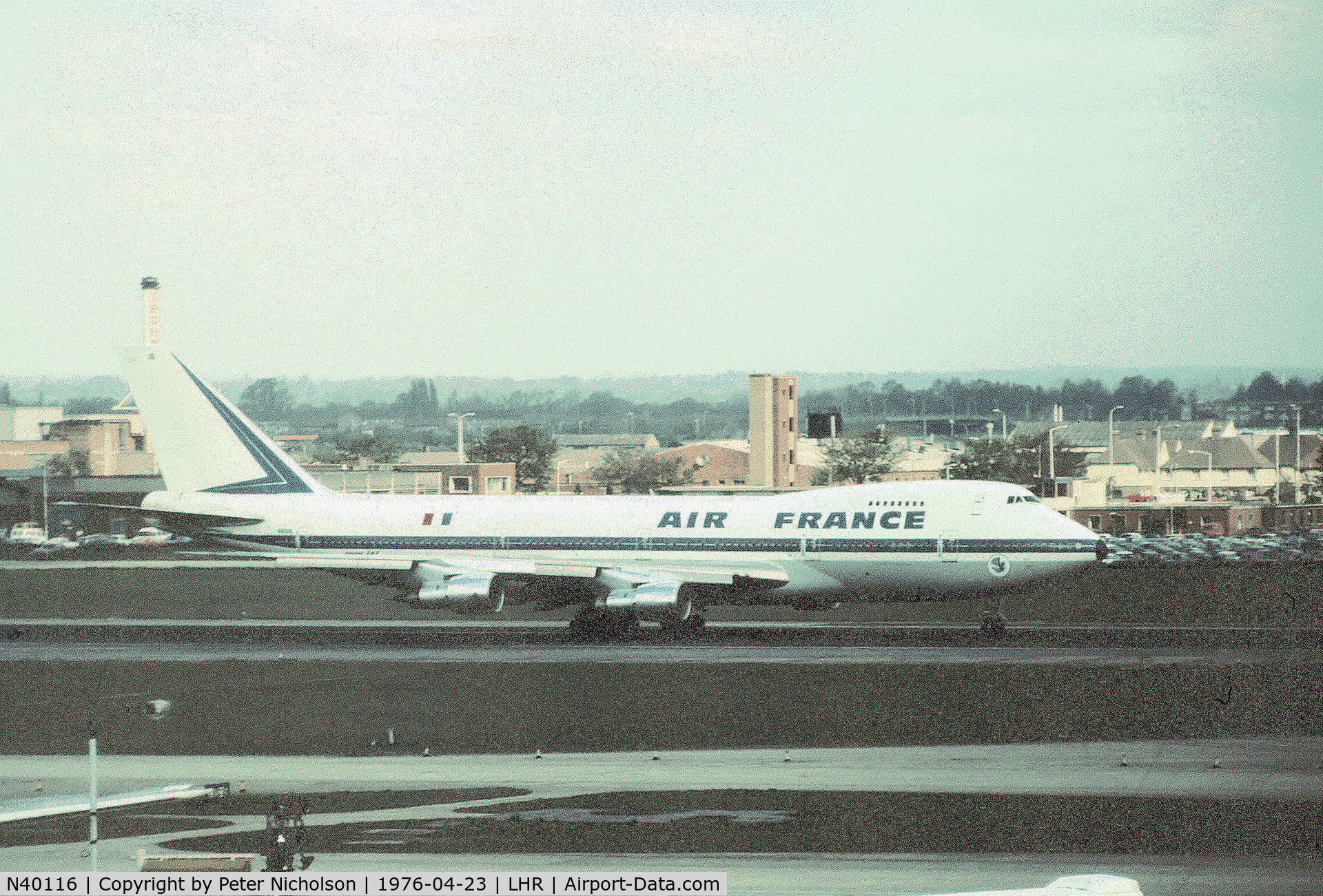 N40116, 1976 Boeing 747-128 C/N 21141, Boeing 747-128 of Air France as seen at Heathrow in April 1976.