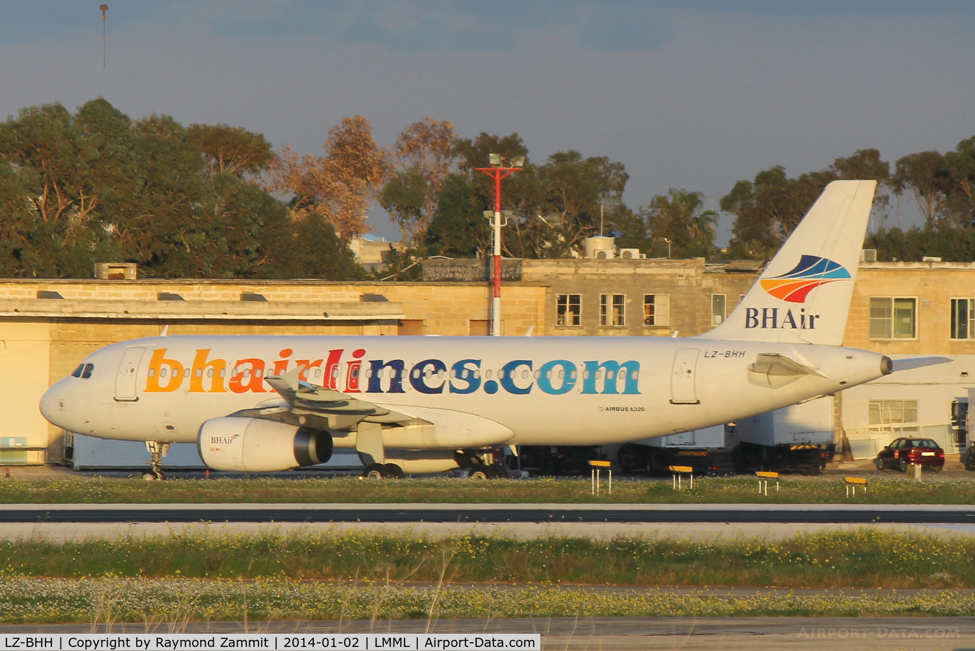 LZ-BHH, 2006 Airbus A320-232 C/N 2863, A320 LZ-BHH BHAirlines.