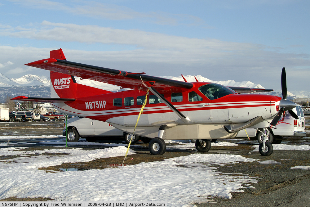 N675HP, 1998 Cessna 208 Caravan I C/N 20800289, No floats here...