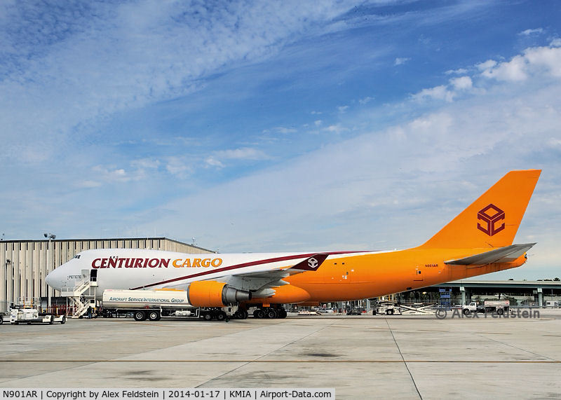 N901AR, 1997 Boeing 747-4R7F/SCD C/N 25868, Miami