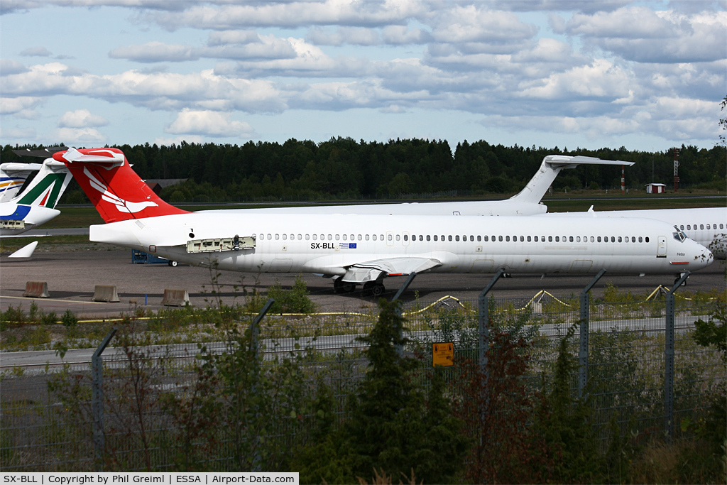 SX-BLL, 1991 McDonnell Douglas MD-83 (DC-9-83) C/N 49933, Taken at ESSA.
