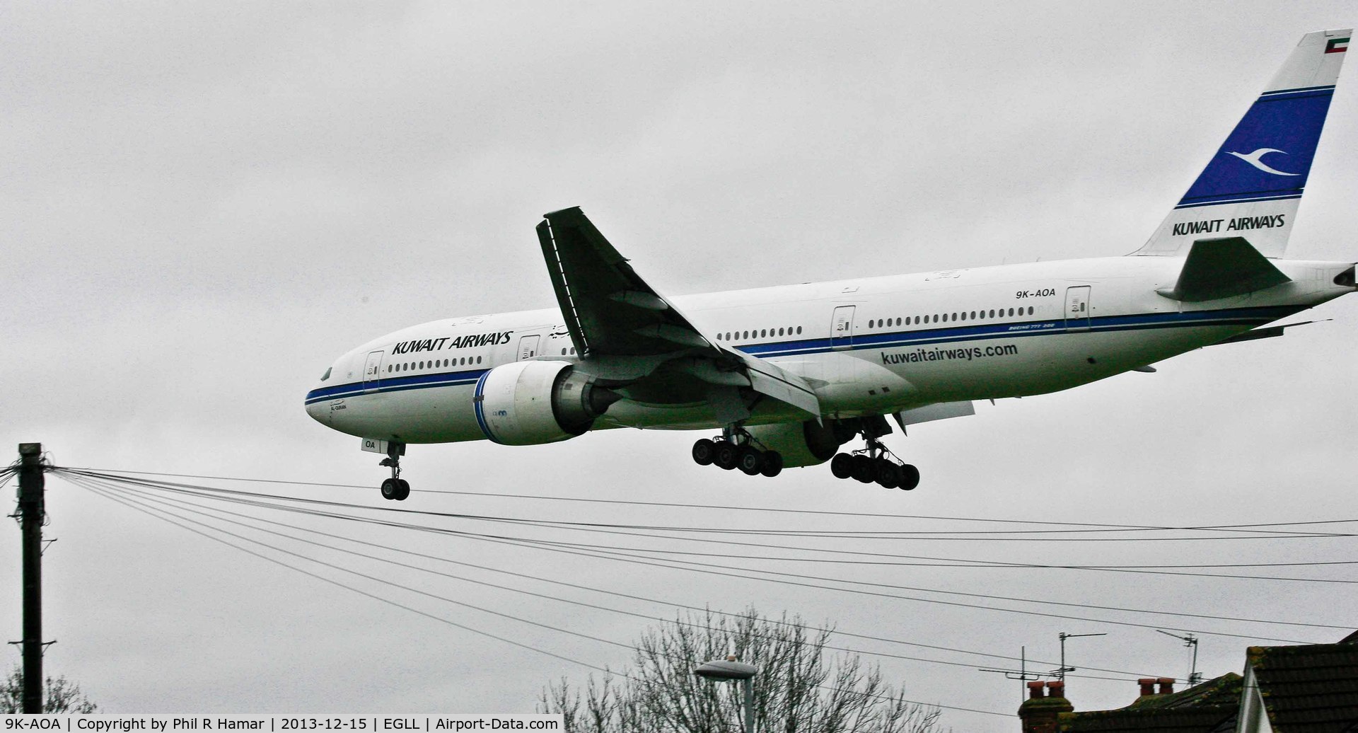 9K-AOA, 1998 Boeing 777-269/ER C/N 28743, Kuwait Airways, (9K-AOA) Boeing 777-269 (ER), c/n 28743, on approach to land on 27L Heathrow. © PhilRHamar