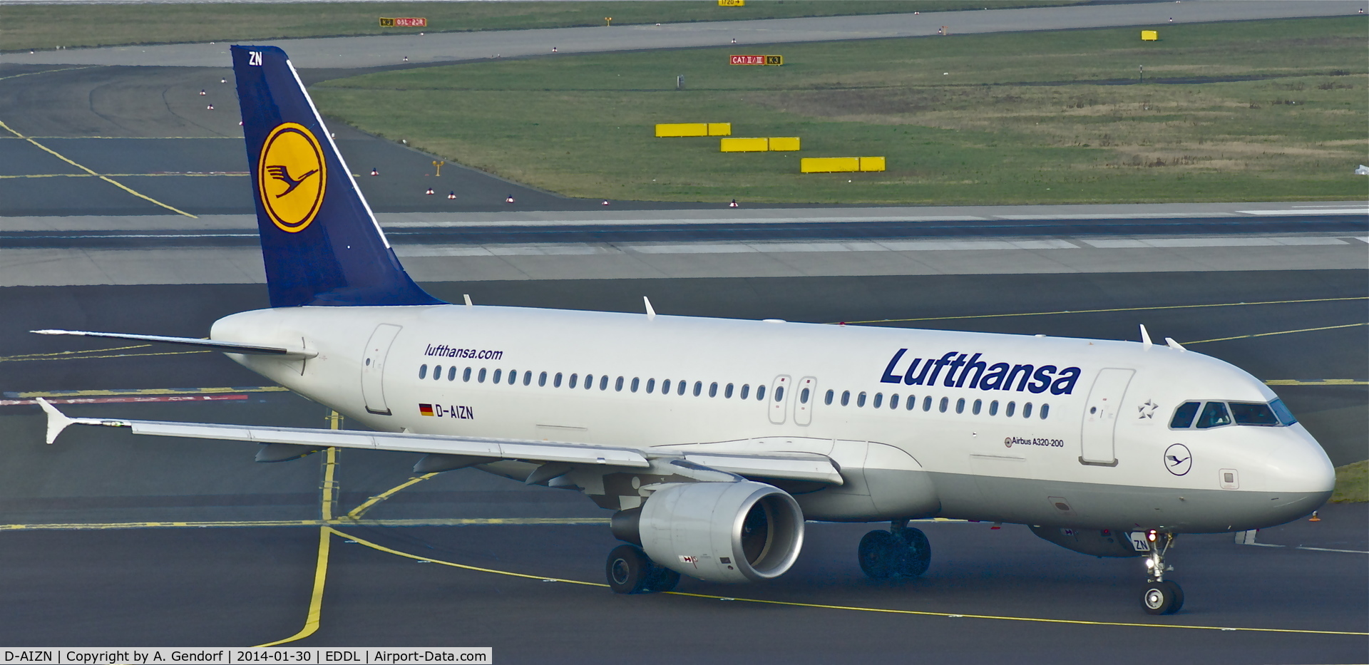 D-AIZN, 2012 Airbus A320-214 C/N 5425, Lufthansa, seen here shortly after landing at Düsseldorf Int'l(EDDL)