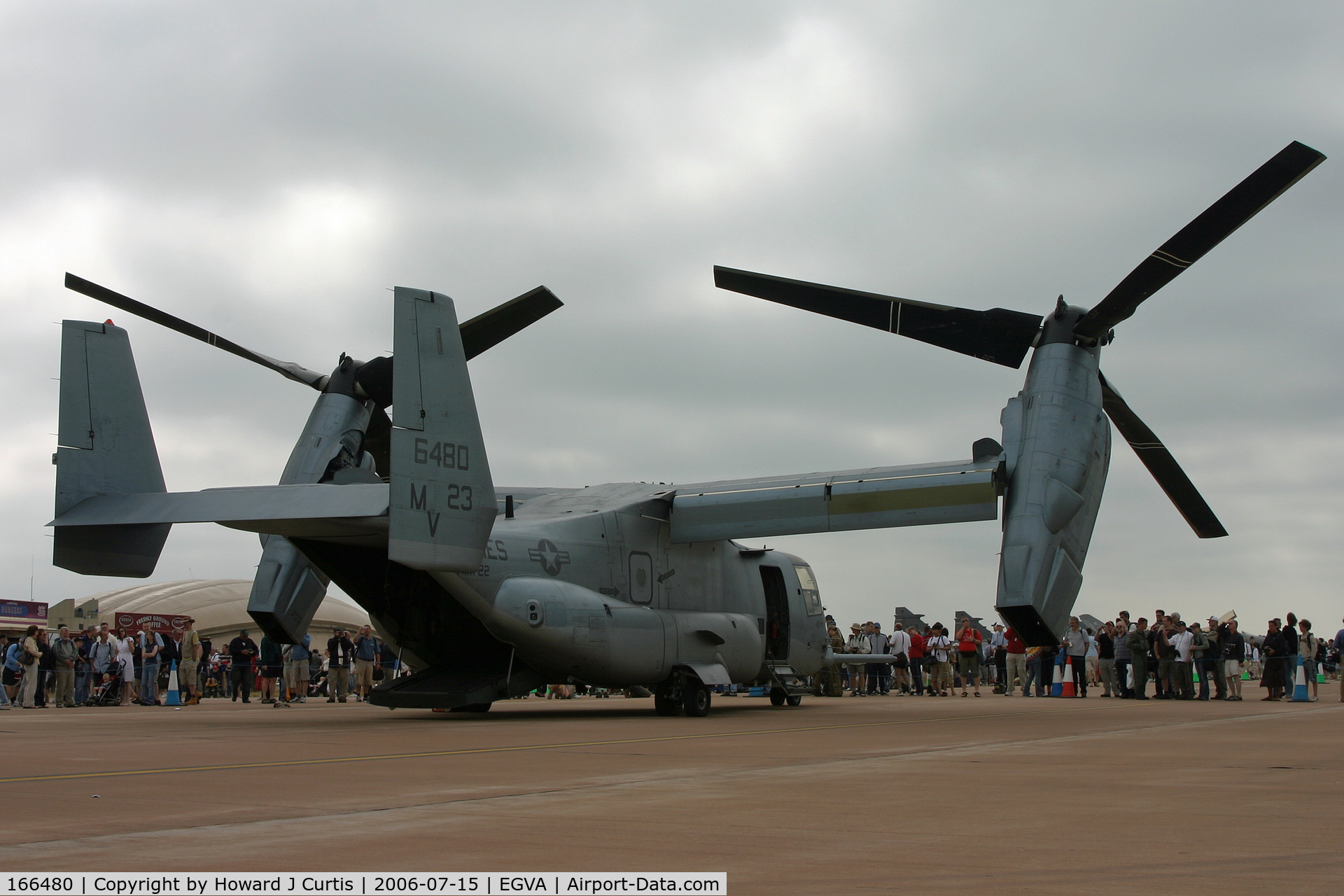 166480, Bell-Boeing MV-22B Osprey C/N D0059, RIAT 2006; on static display. MV-23, VMX-22.