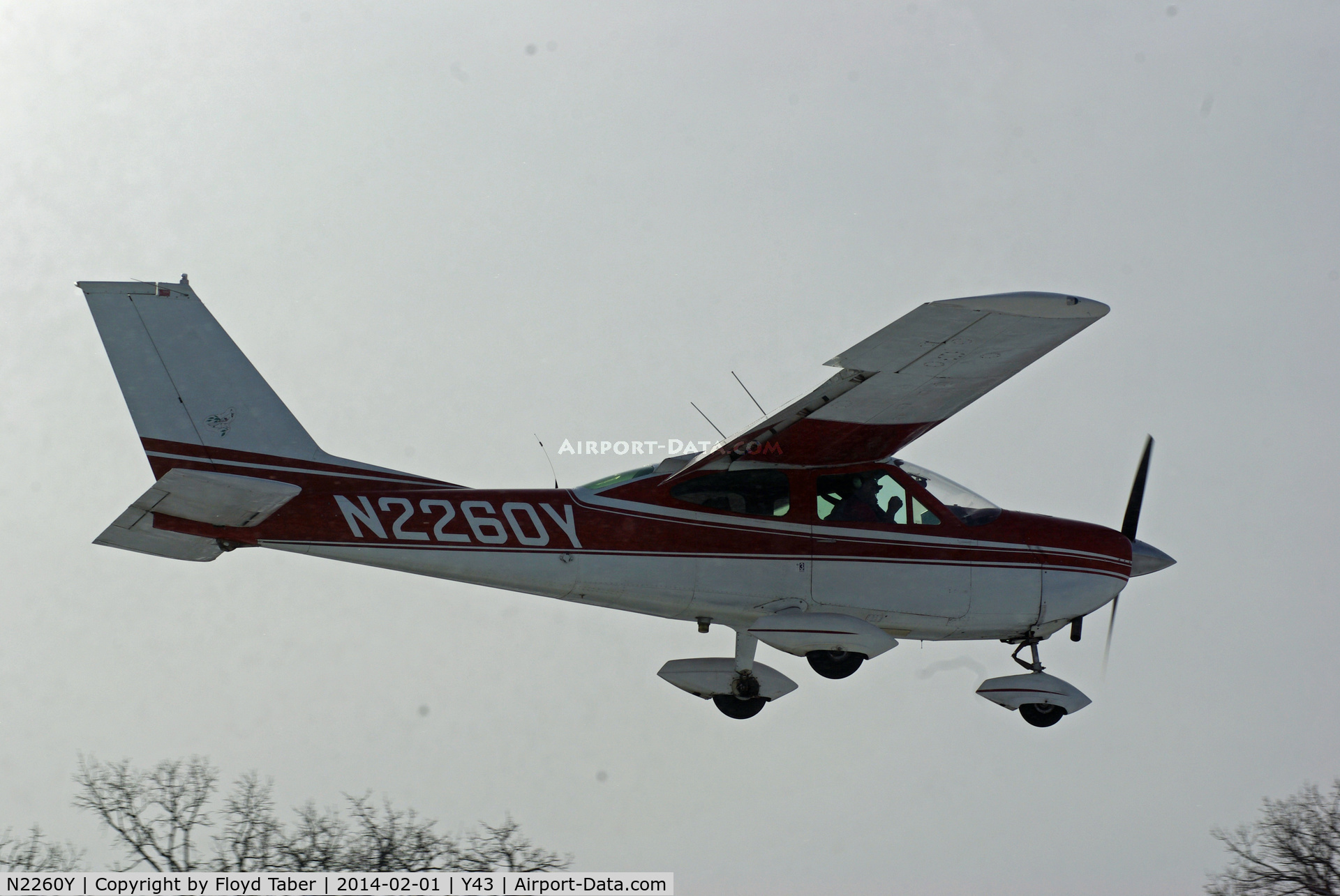N2260Y, 1967 Cessna 177 Cardinal C/N 17700060, Final for 23 at Anita