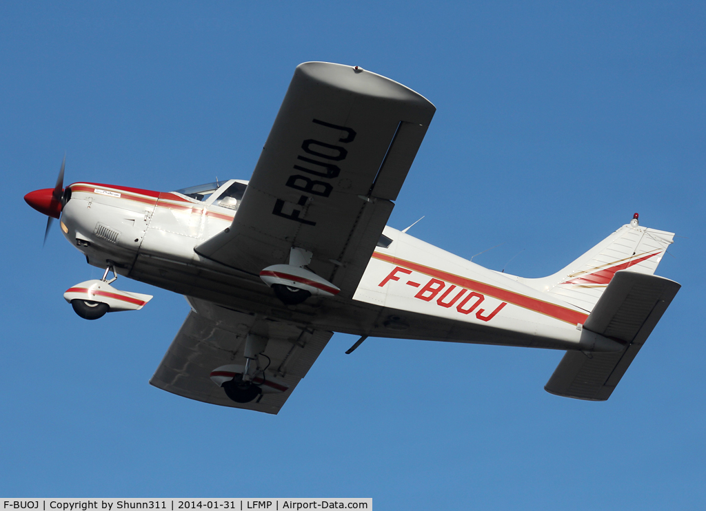 F-BUOJ, Piper PA-28-180 Cherokee C/N 287305463, Taking off from rwy 31