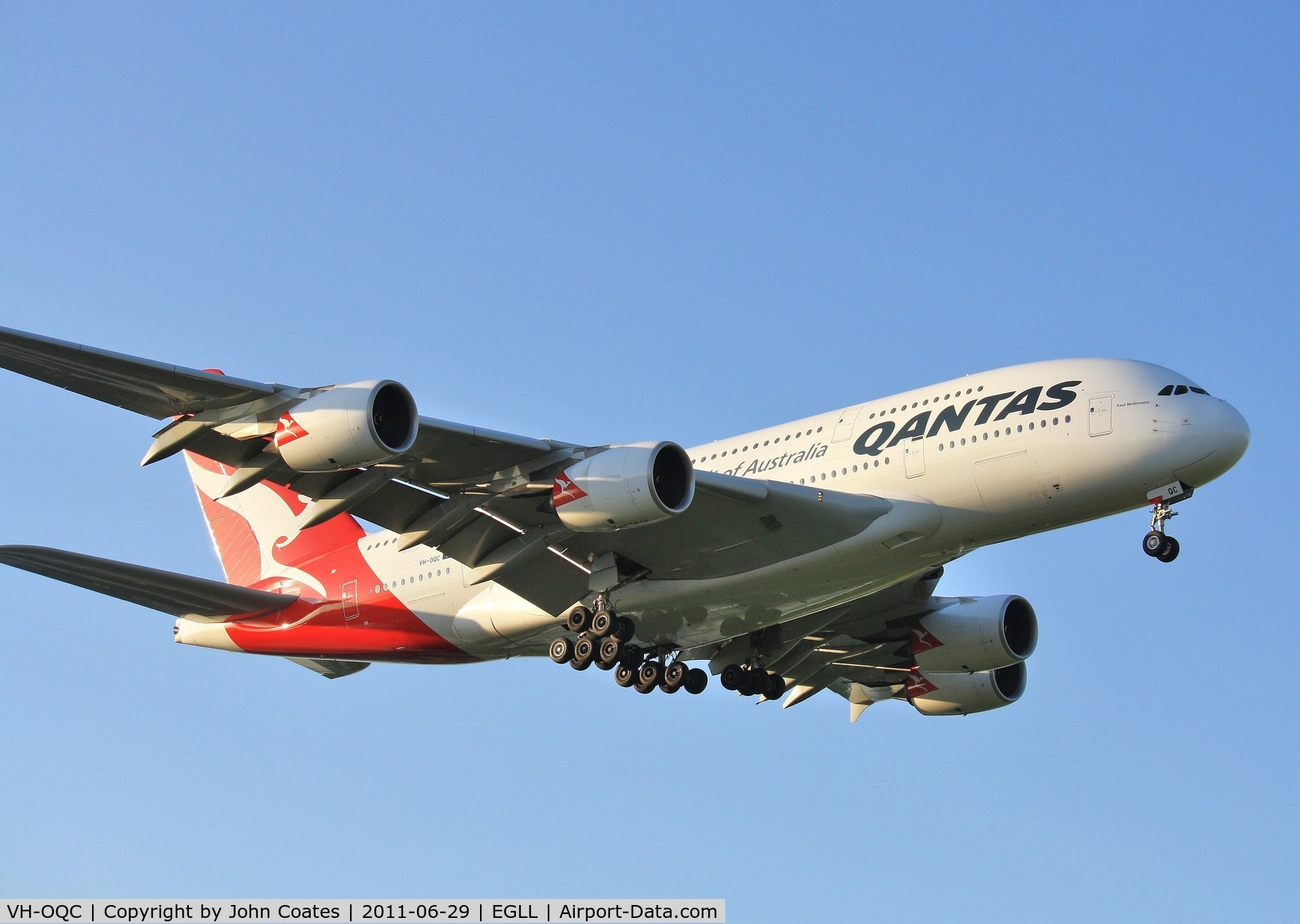 VH-OQC, 2008 Airbus A380-842 C/N 022, Finals to 27L