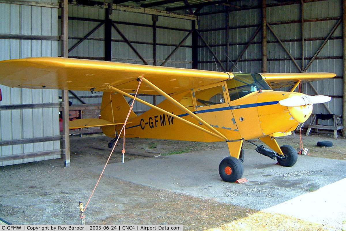 C-GFMW, 1948 Piper PA-17 Vagabond C/N 17-91, Piper PA-17 Vagabond [17-91] Guelph~C 24/06/2005