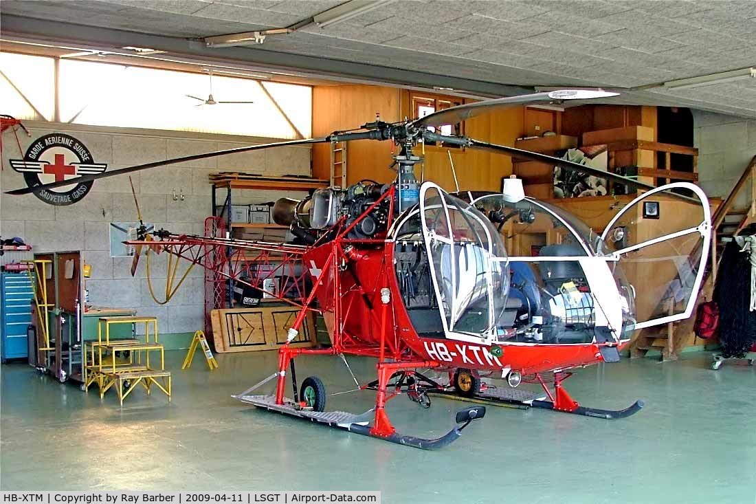 HB-XTM, 1984 Aerospatiale SA-315B Lama C/N 2654, Aerospatiale SA.315B Lama [2654] (Air Grischa Helikopter AG) Gruyeres~HB 11/04/2009