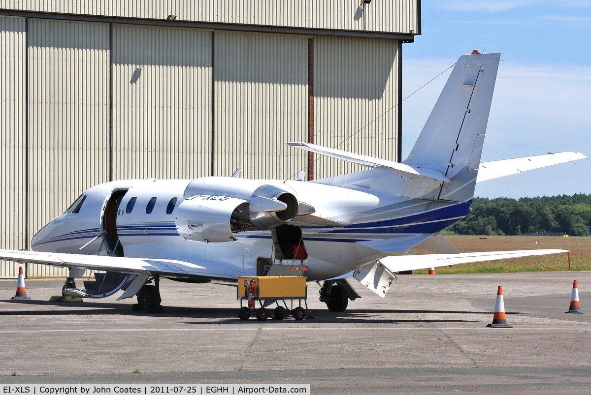 EI-XLS, 2006 Cessna 560XLS Citation Excel C/N 560-5666, Receiving attention at CSE
