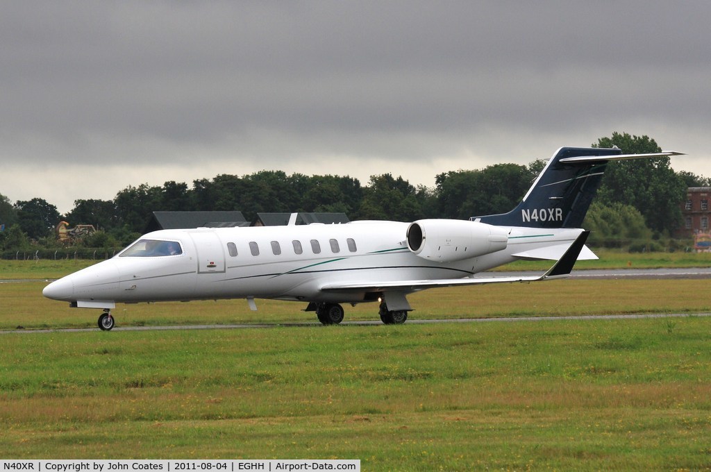 N40XR, 2005 Learjet 45 C/N 2028, Taxing on arrival