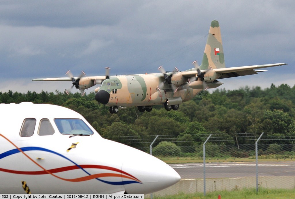 503, Lockheed C-130H Hercules C/N 382-4948, Passing OD-BOY at JETS to touchdown