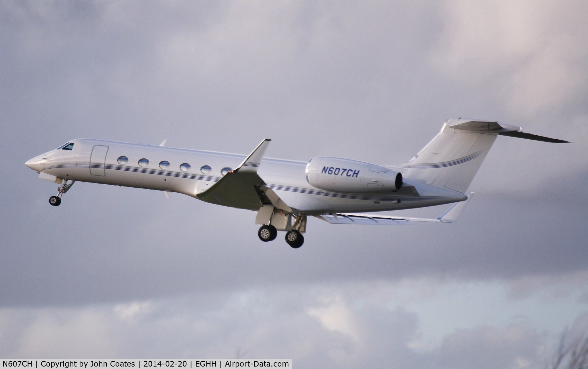 N607CH, 2007 Gulfstream Aerospace GV-SP (G550) C/N 5159, Departing 26