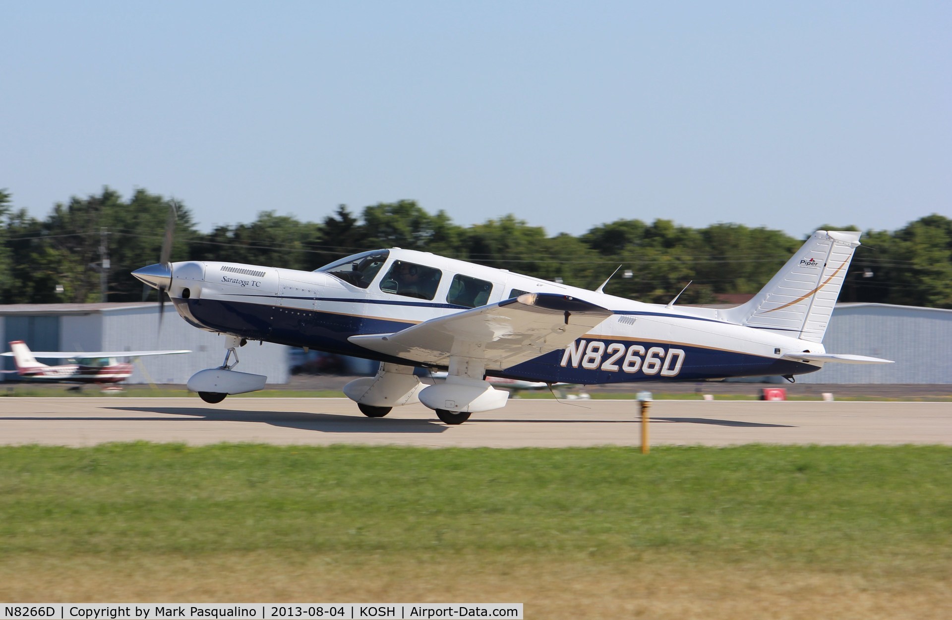 N8266D, Piper PA-32-301T Saratoga C/N 32-8024049, Piper PA-32-301T