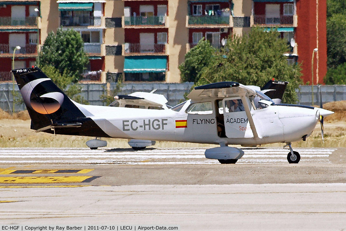 EC-HGF, Reims F172M Skyhawk C/N 1404, R/Cessna F.172M Skyhawk [1404] (Flying Academy) Madrid-Cuatro Vientos~EC 10/07/2011