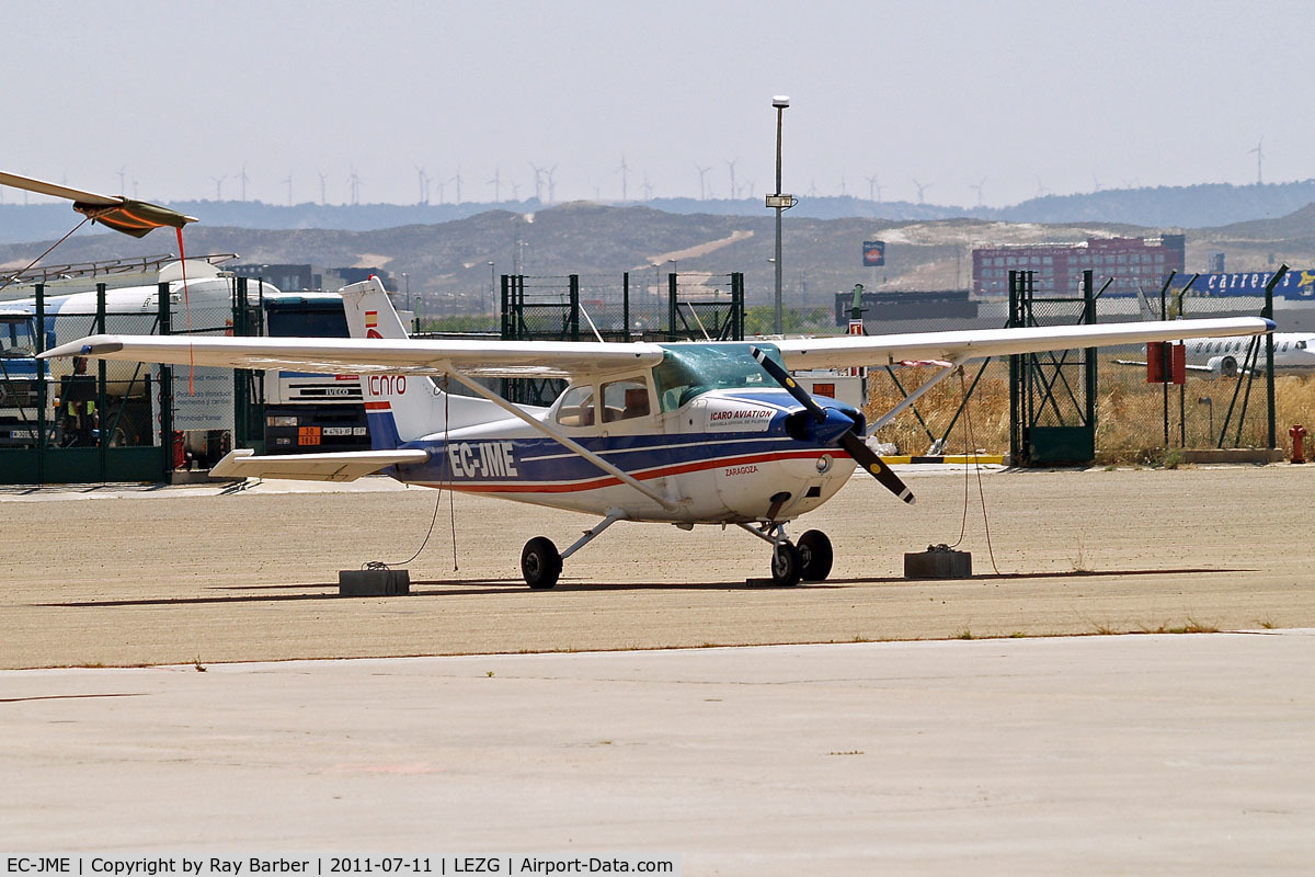EC-JME, 1978 Reims F172N Skyhawk C/N 1654, R/Cessna F.172N Skyhawk [1654] (Icaro Aviation) Zaragoza AB~EC 11/07/2011