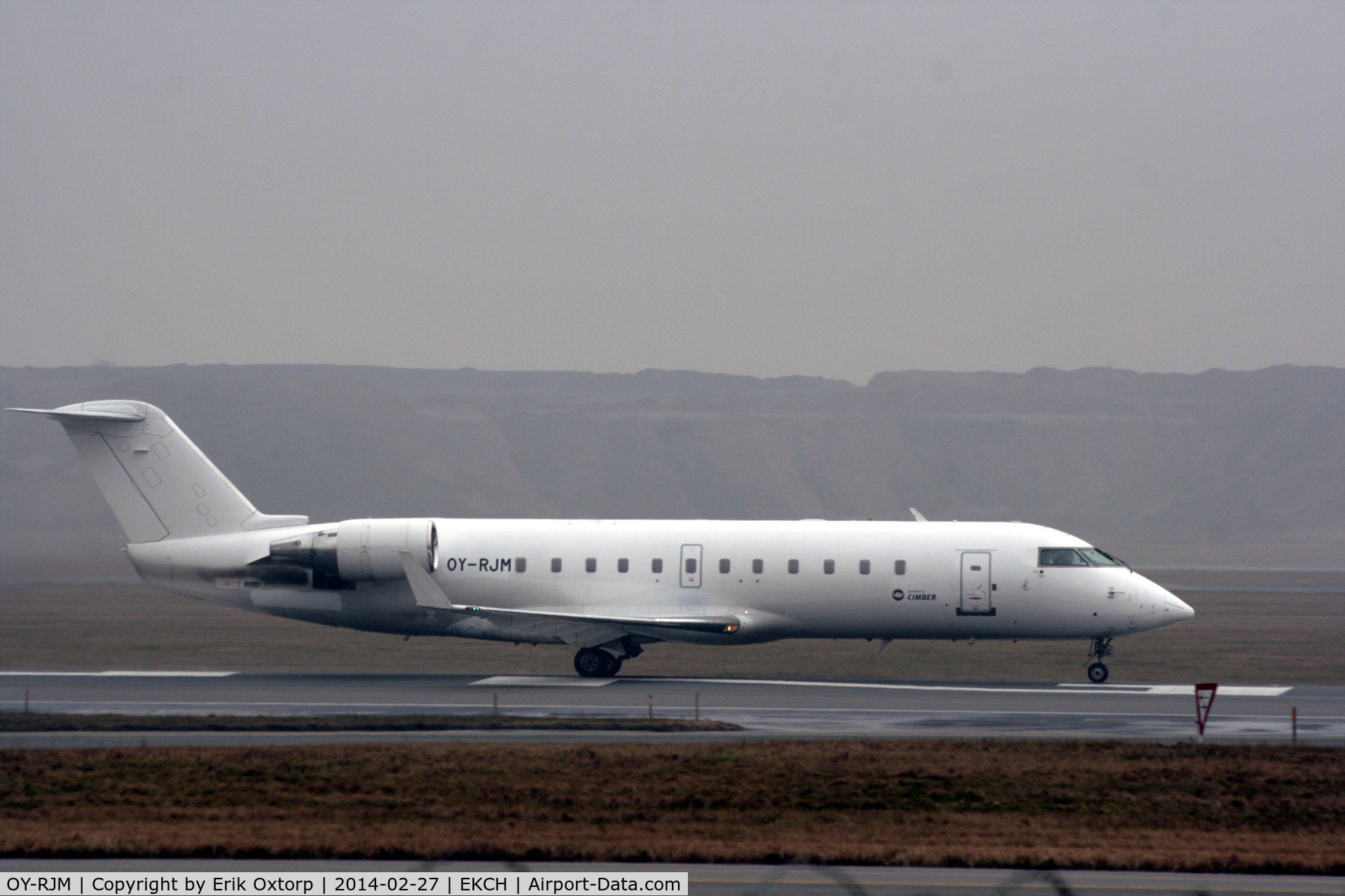 OY-RJM, 2001 Bombardier CRJ-200ER (CL-600-2B19) C/N 7591, First day of operation as OY-RJM (to POZ for SAS). This a/c is ex. EC-IBM