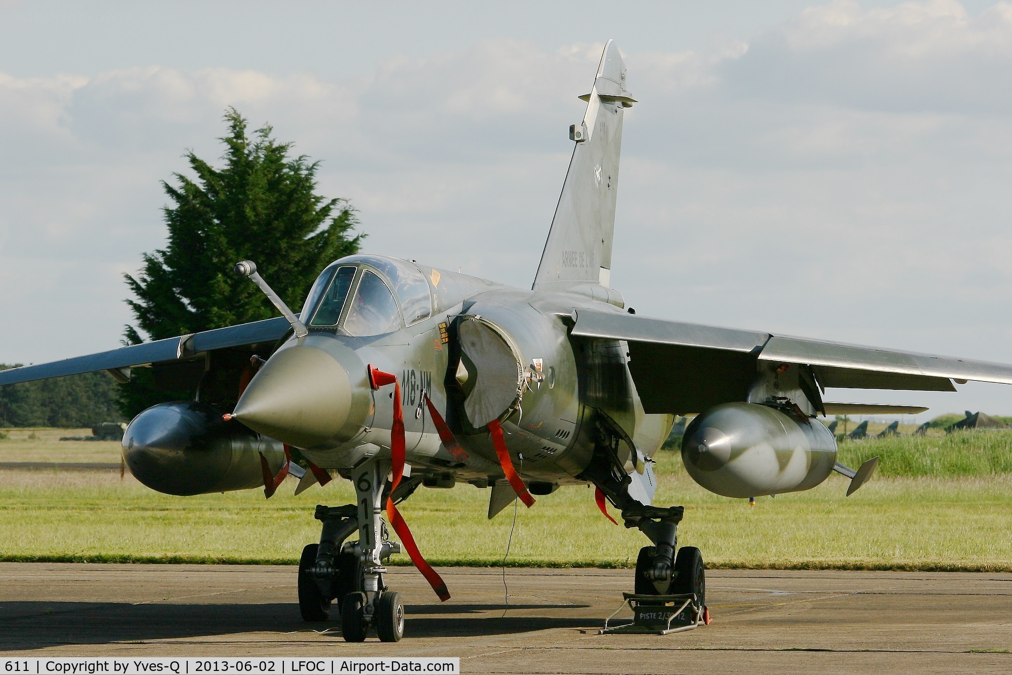 611, Dassault Mirage F.1CR C/N 611, Dassault Mirage F1CR (112-NM), Static display, Châteaudun Air Base 279 (LFOC) open day 2013