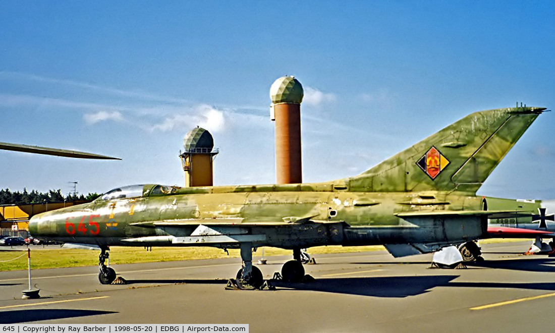 645, Mikoyan-Gurevich MiG-21F-13 C/N 741924, Mikoyan-Gurevich MiG-21F-13 Fishbed [74211924] (East German Air Force) Berlin-Gatow~D 20/05/1998