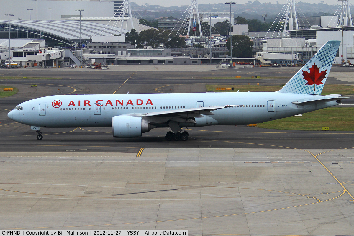 C-FNND, 2008 Boeing 777-233/LR C/N 35246, taxiing to 16R