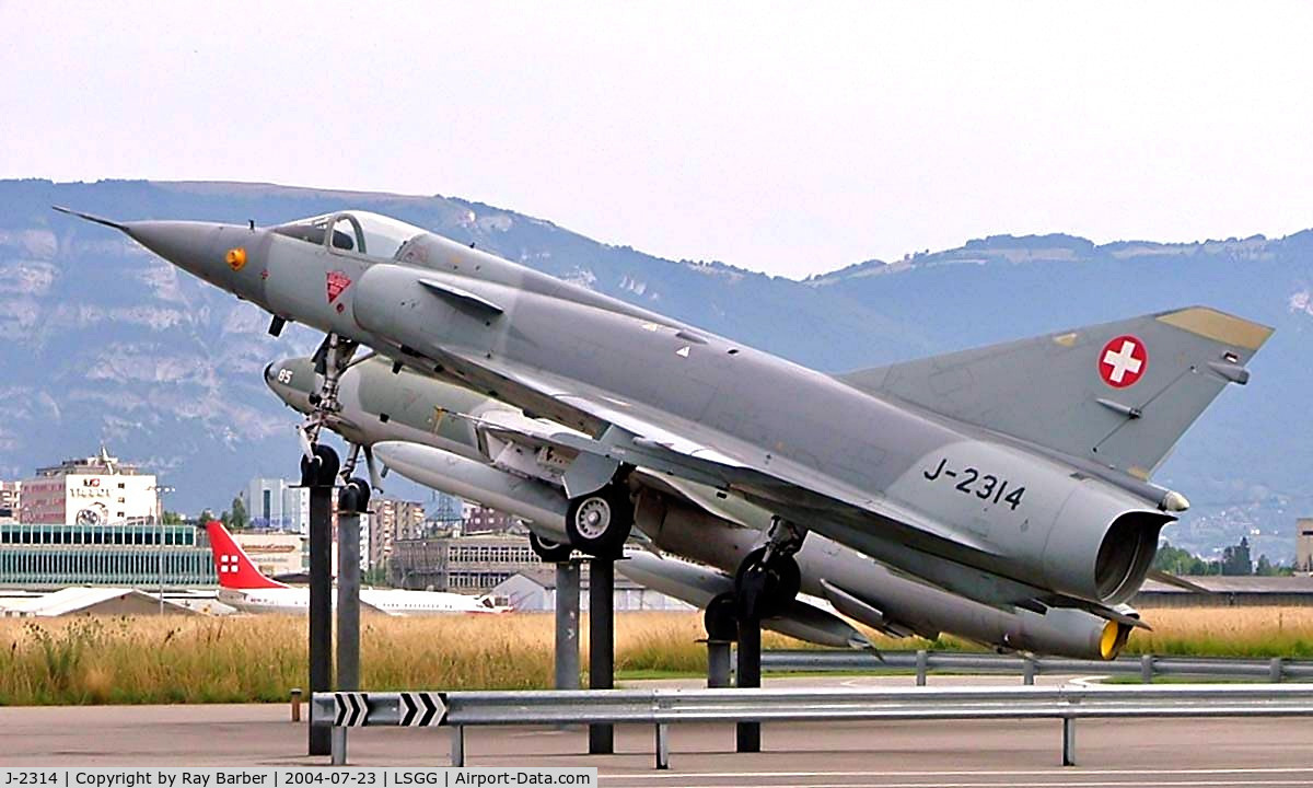 J-2314, Dassault Mirage IIIS C/N 17-26-111, Dassault Mirage IIIS [1004] (Swiss Air Force0) Geneva~HB 23/07/2004