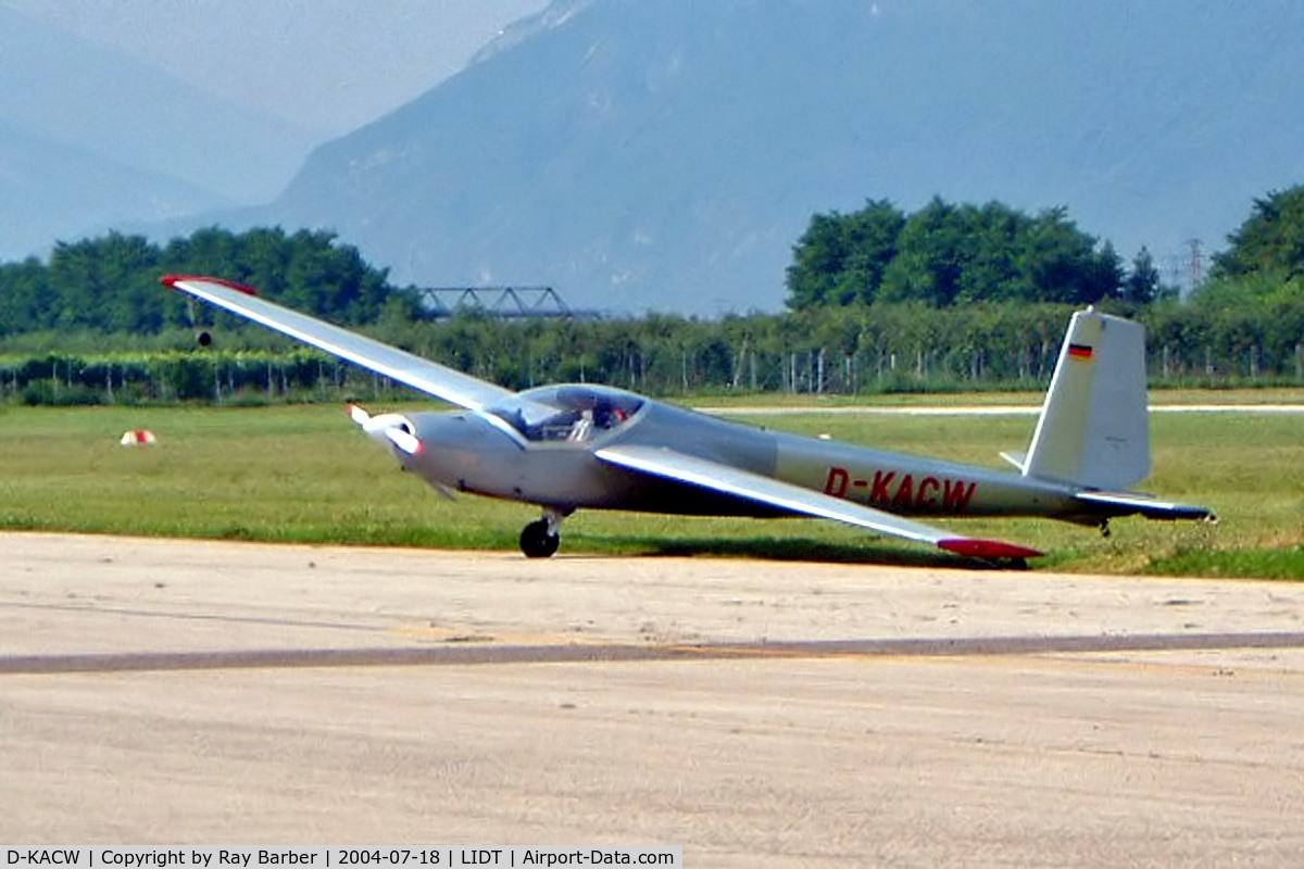 D-KACW, 1993 Aerotechnik L-13SL Vivat C/N 930506, Aerotechnik L-13SL Vivat [930506] Trento-Mattarello~I  18/07/2004