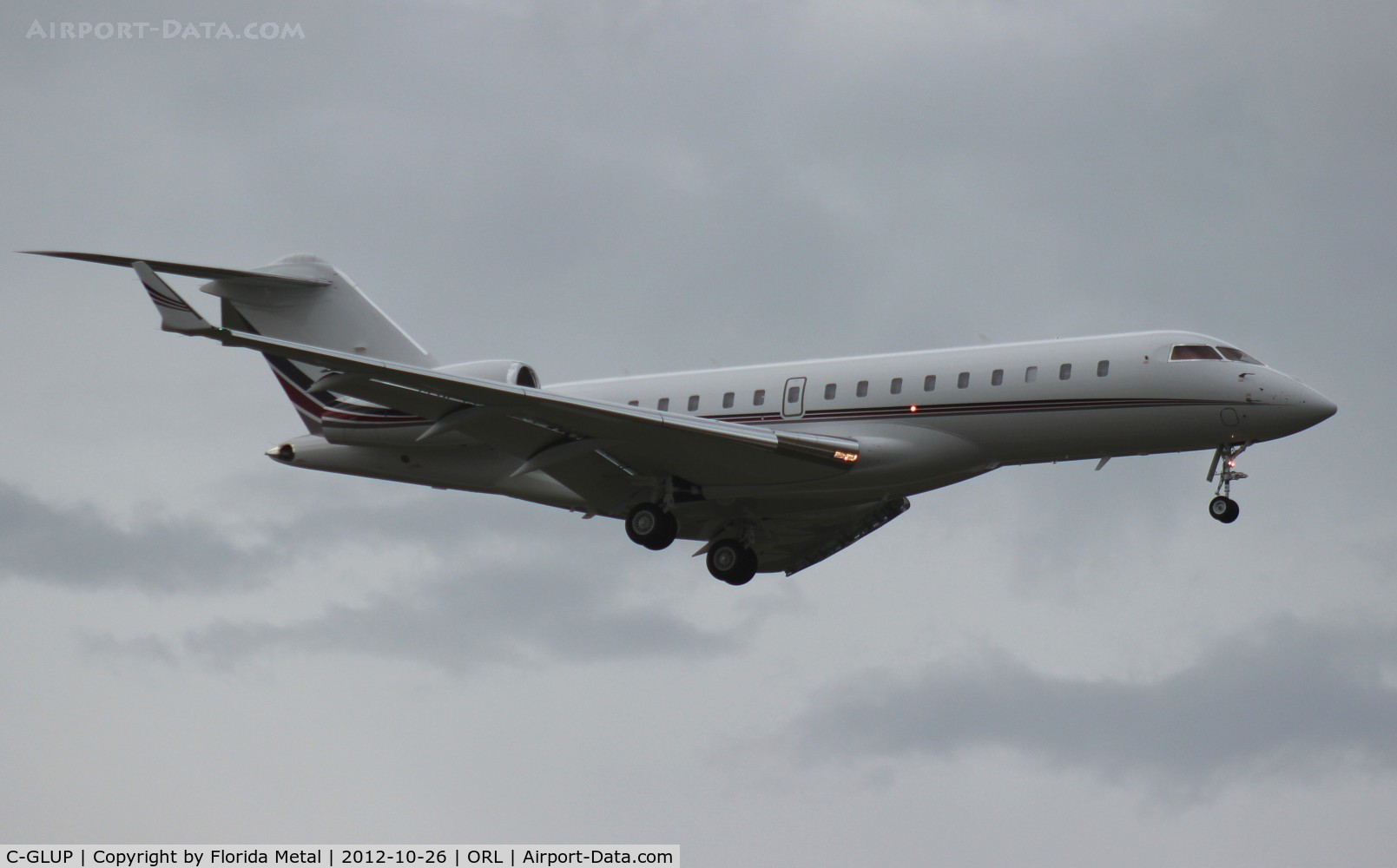 C-GLUP, 2012 Bombardier BD-700-1A10 Global 6000 C/N 9475, Global 6000 being delivered to Net Jets at NBAA