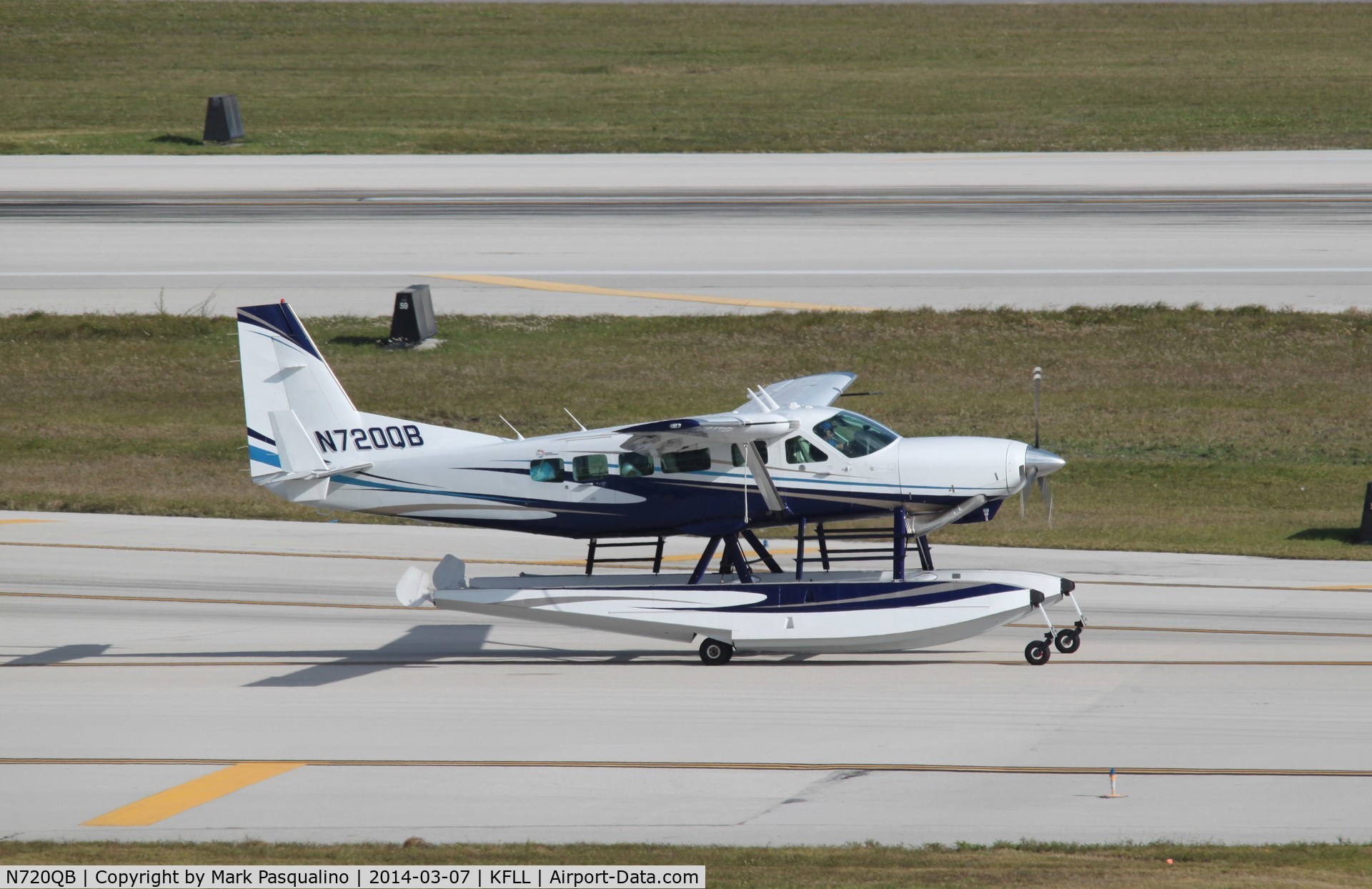 N720QB, Cessna 208 Caravan I C/N 20800521, Cessna 208