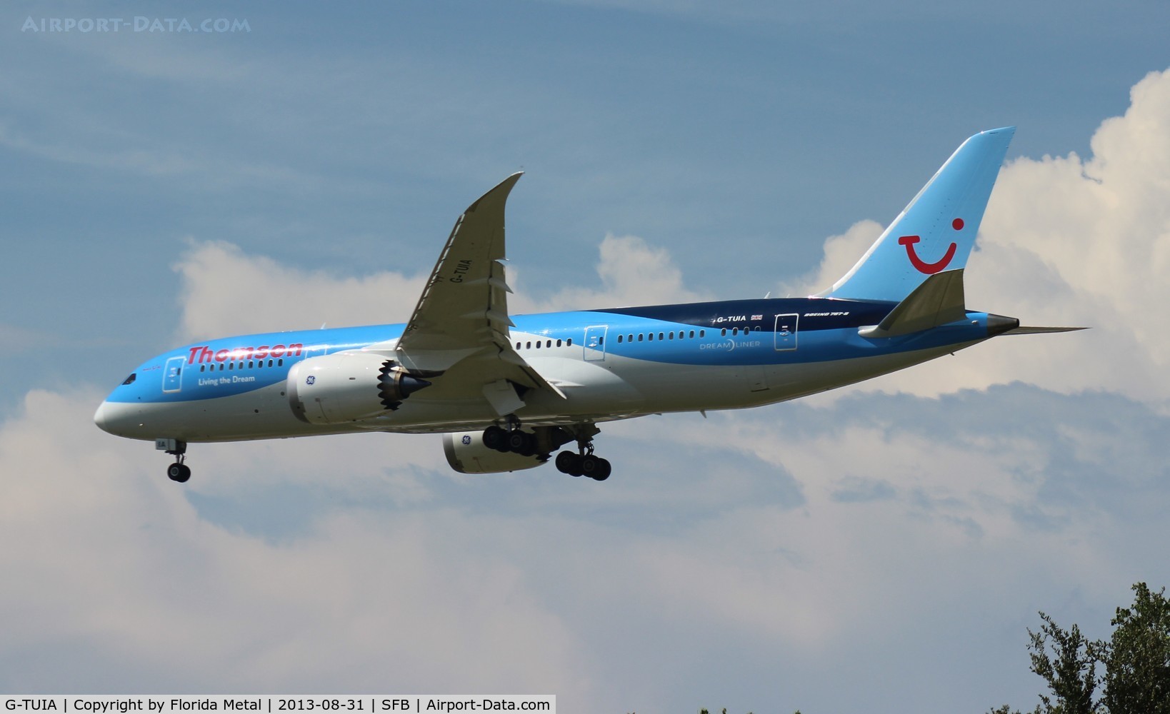G-TUIA, 2013 Boeing 787-8 Dreamliner C/N 34422, Thomson 787-8