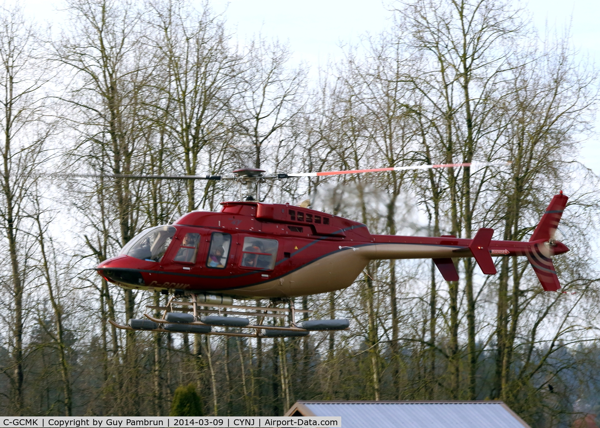C-GCMK, 2009 Bell 407 C/N 53970, Landing