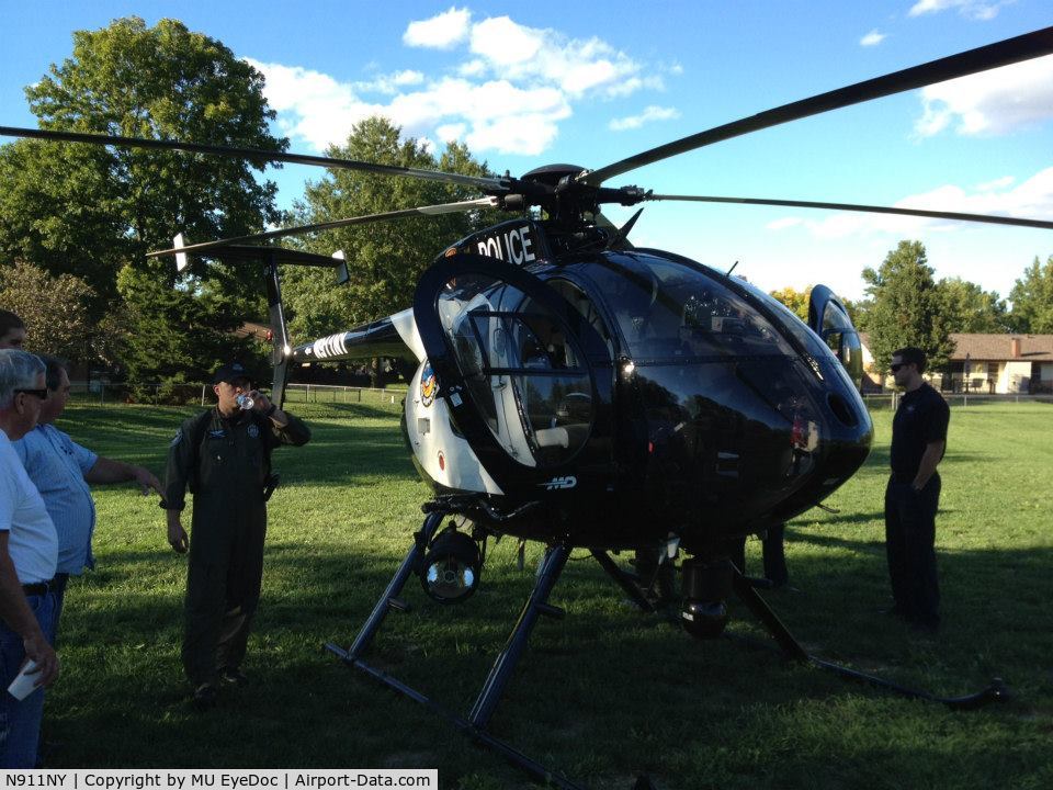 N911NY, 2009 MD Helicopters 369E C/N 0599E, SAINT LOUIS COUNTY POLICE VISIT NEW ENGLAND TOWNE SUBDIVISION