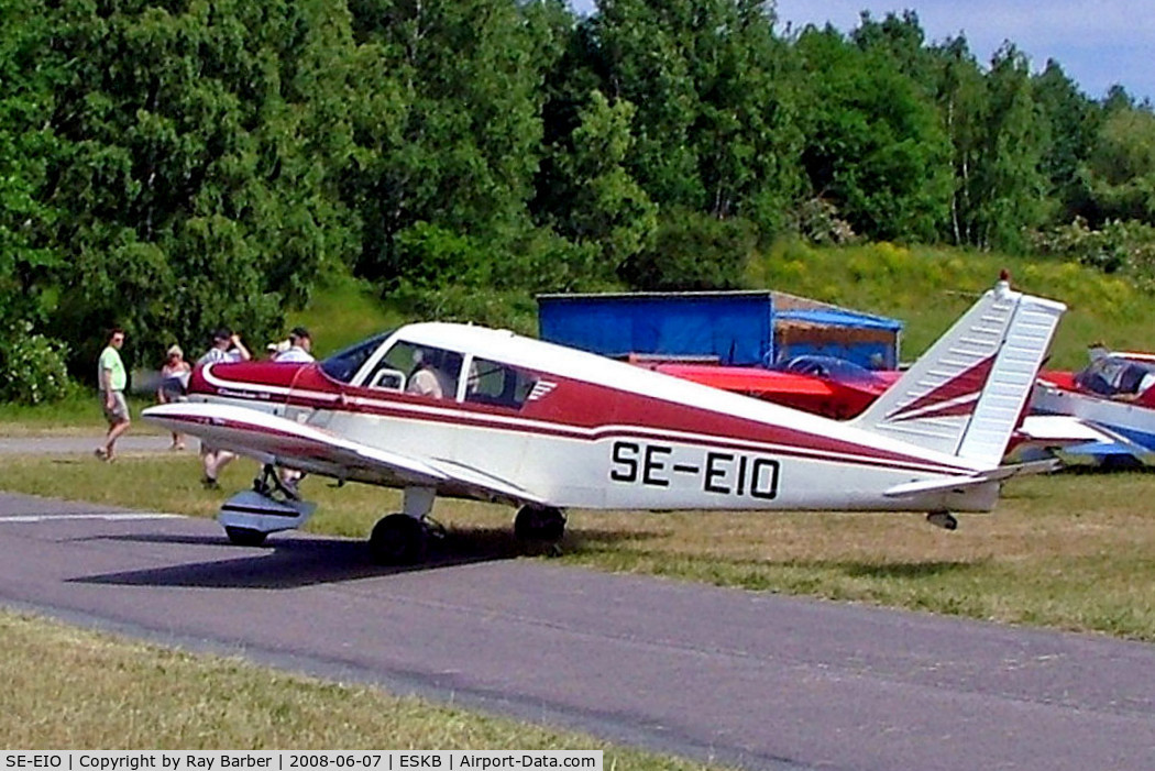SE-EIO, 1963 Piper PA-28-180 Cherokee B C/N 28-1368, Piper PA-28-180 Cherokee B [28-1368] Stockholm-Barkarby~SE 07/06/2008