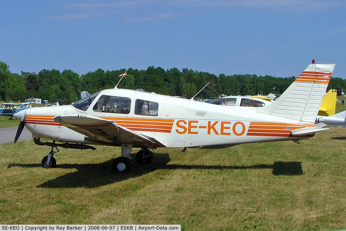 SE-KEO, Piper PA-28-161 Cadet C/N 2841311, Piper PA-28-161 Cadet [2841311] Stockholm-Barkarby~SE 07/06/2008