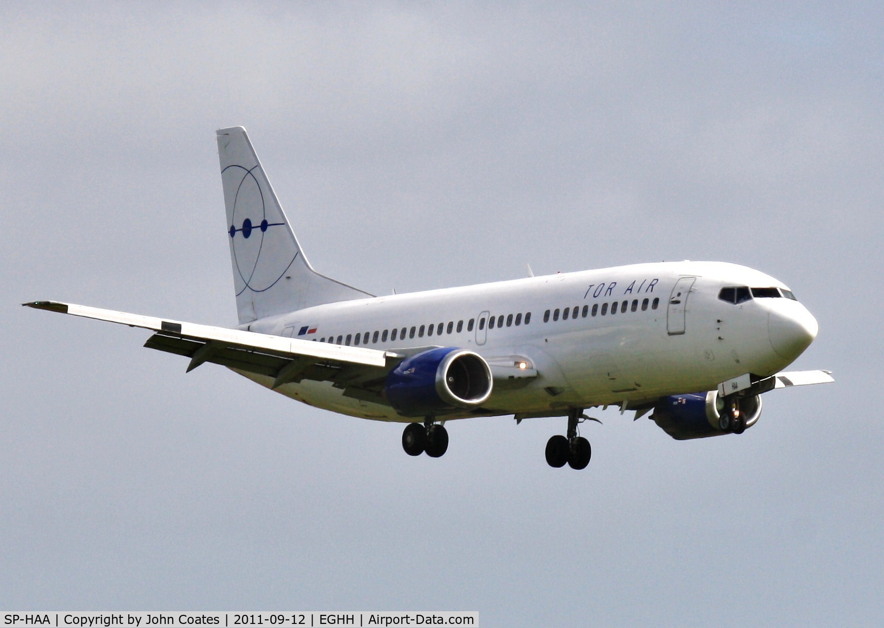 SP-HAA, 1990 Boeing 737-322 C/N 24664, On approach to 26
