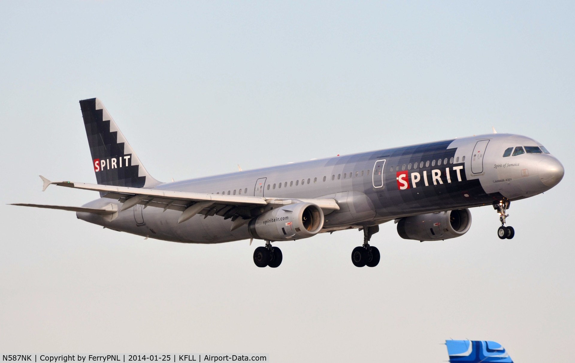 N587NK, 2005 Airbus A321-231 C/N 2476, One of two A321's still operating for Spirit
