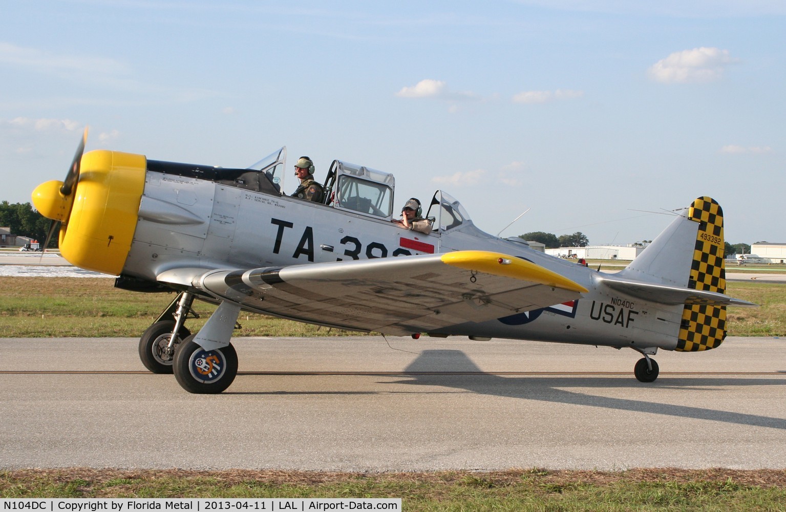 N104DC, 1949 North American T-6G Texan C/N 168-516, T-6G Texan