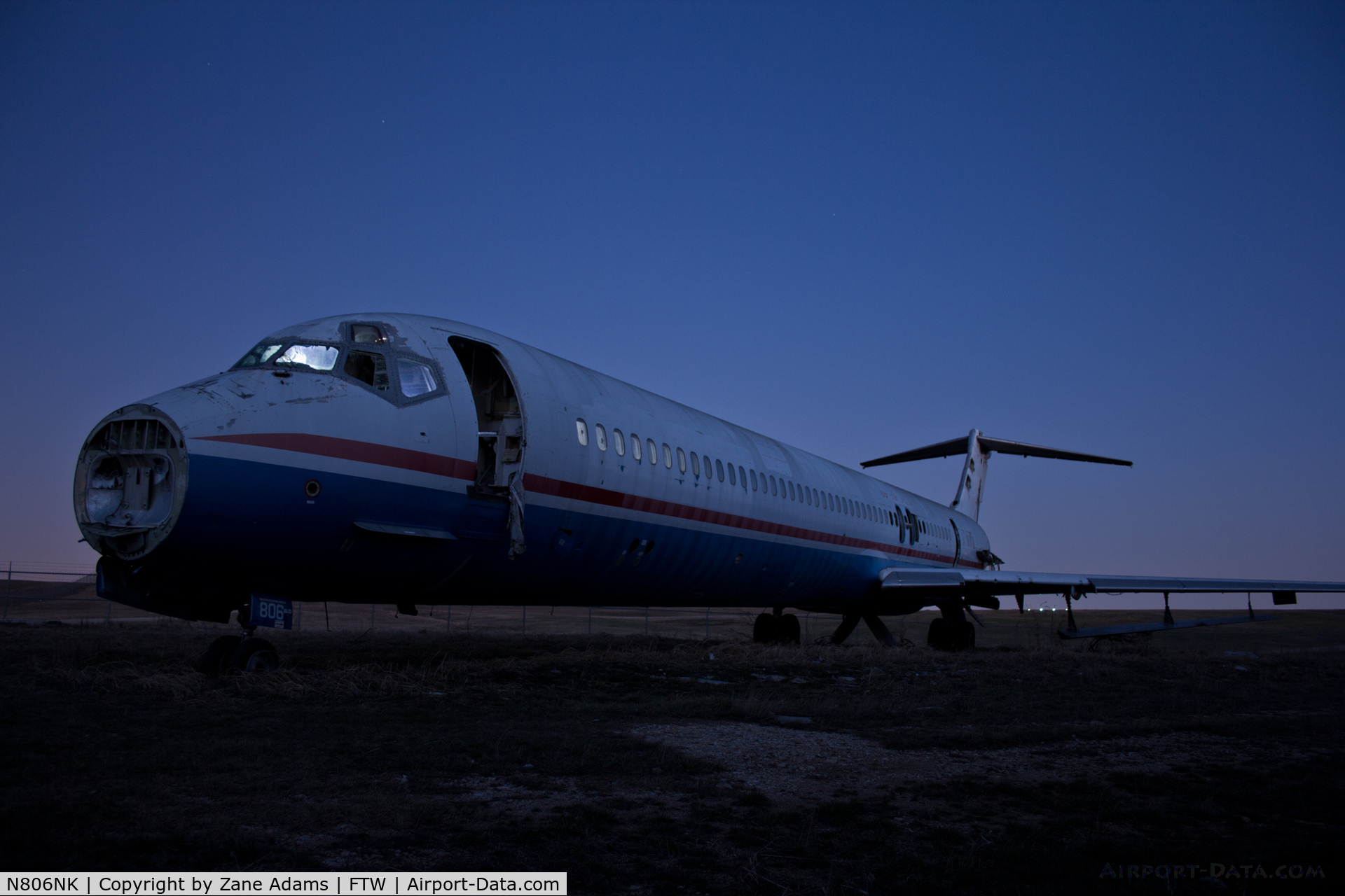 N806NK, McDonnell Douglas MD-81 (DC-9-81) C/N 48051, Derelict MD-81 at Meacham Field - Fort Worth, TX