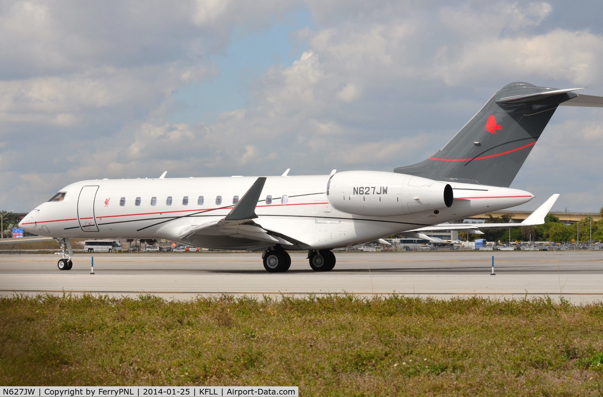 N627JW, 2013 Bombardier BD-700-1A11 Global 5000 C/N 9550, John W Henry is the owner of the Boston Red Socks. Aircraft based in Boca Raton, FL.