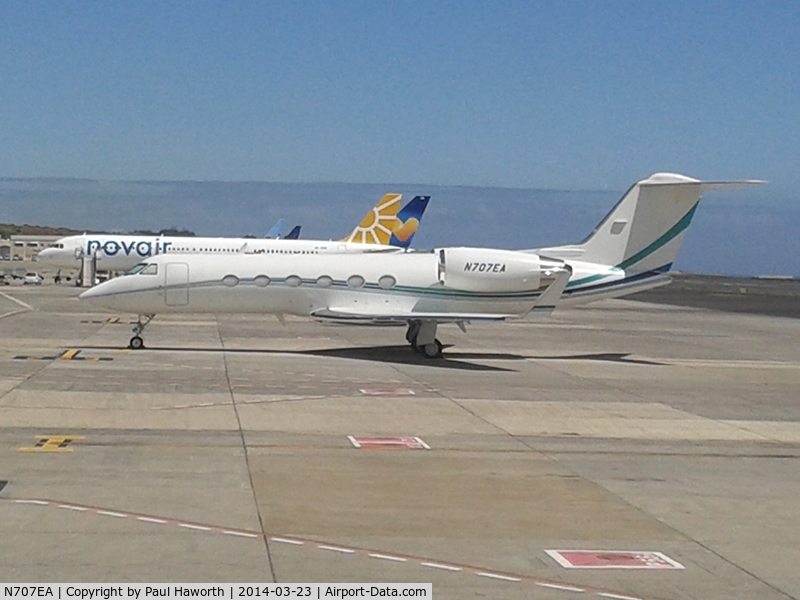 N707EA, 1992 Cessna 550 Citation II C/N 550-0707, This aircraft was parked at Tenerife South Airport