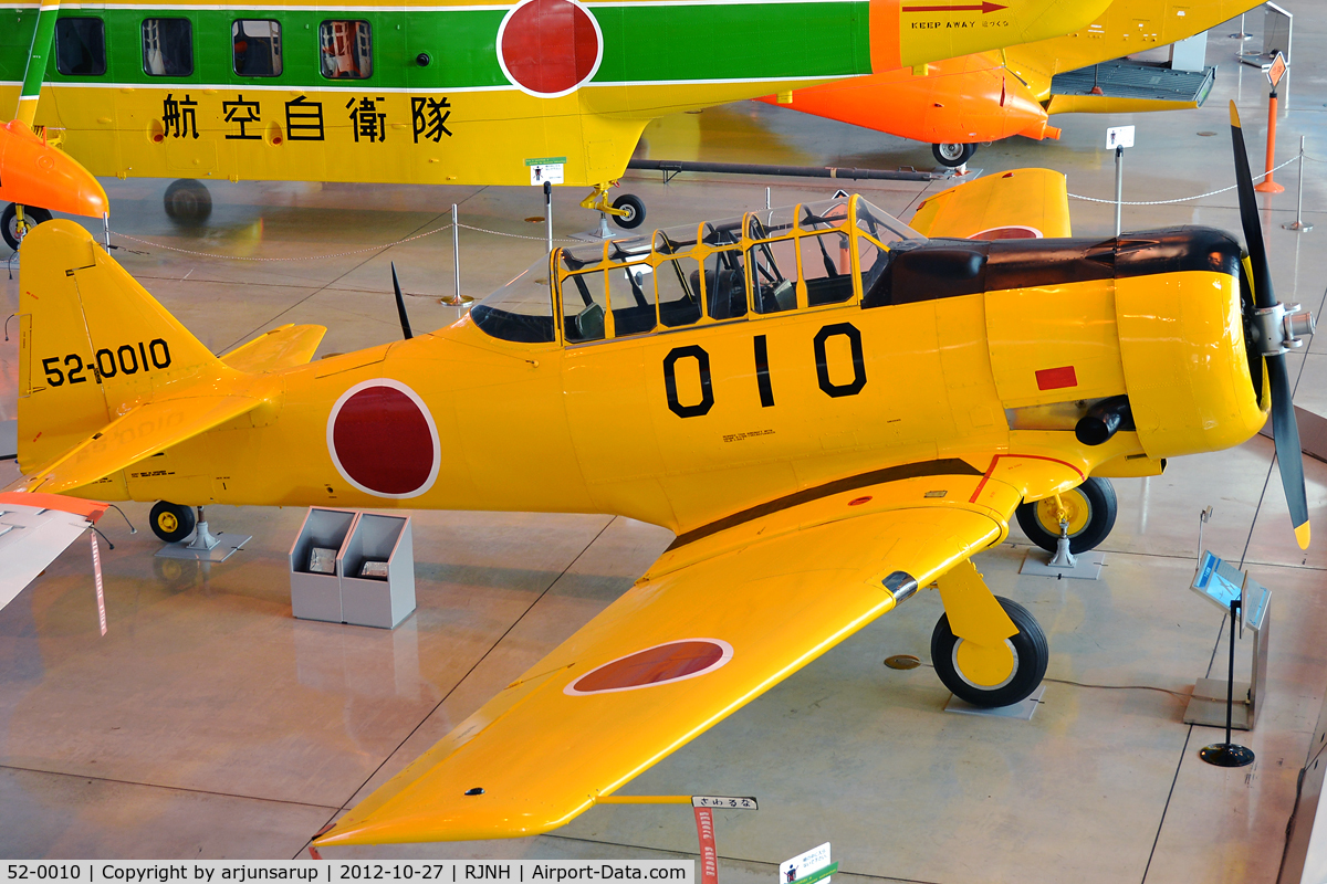 52-0010, 1944 North American T-6G Texan C/N 121-42395, On display at JASDF Hamamatsu Kohokan.