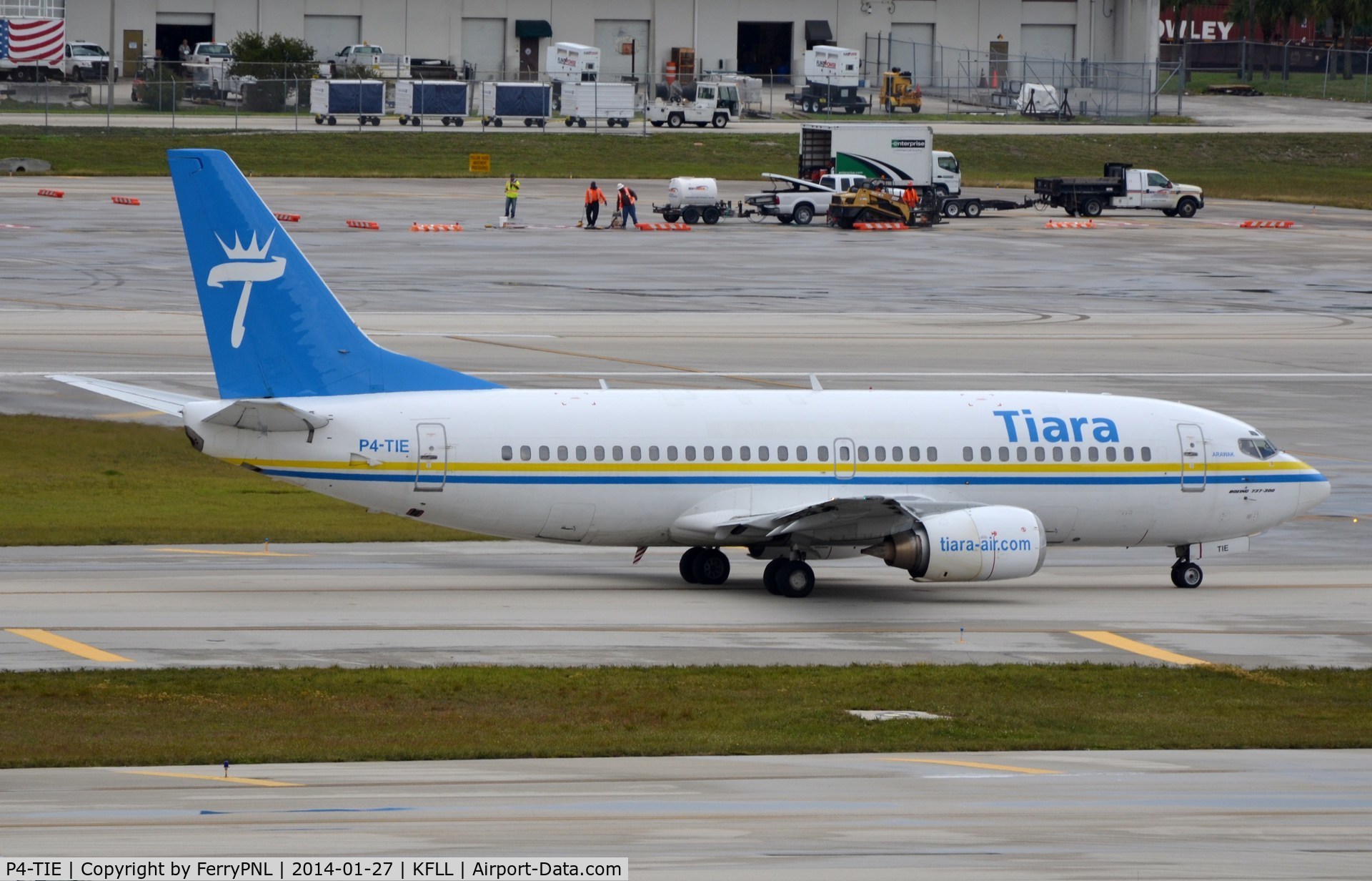 P4-TIE, 1988 Boeing 737-322 C/N 24249, Tiara B733 taxying for departure.