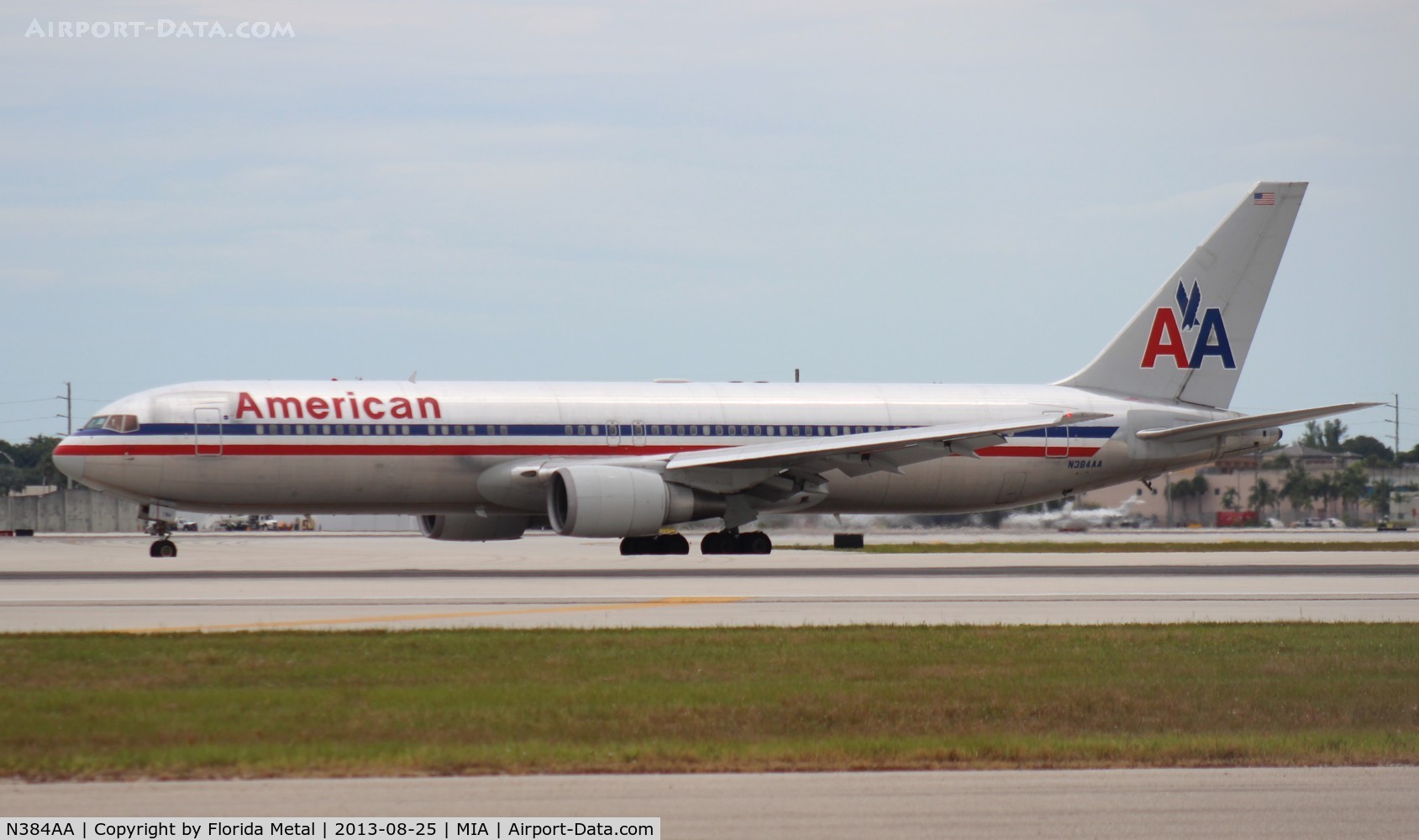N384AA, 1993 Boeing 767-323 C/N 26996, American 767-300