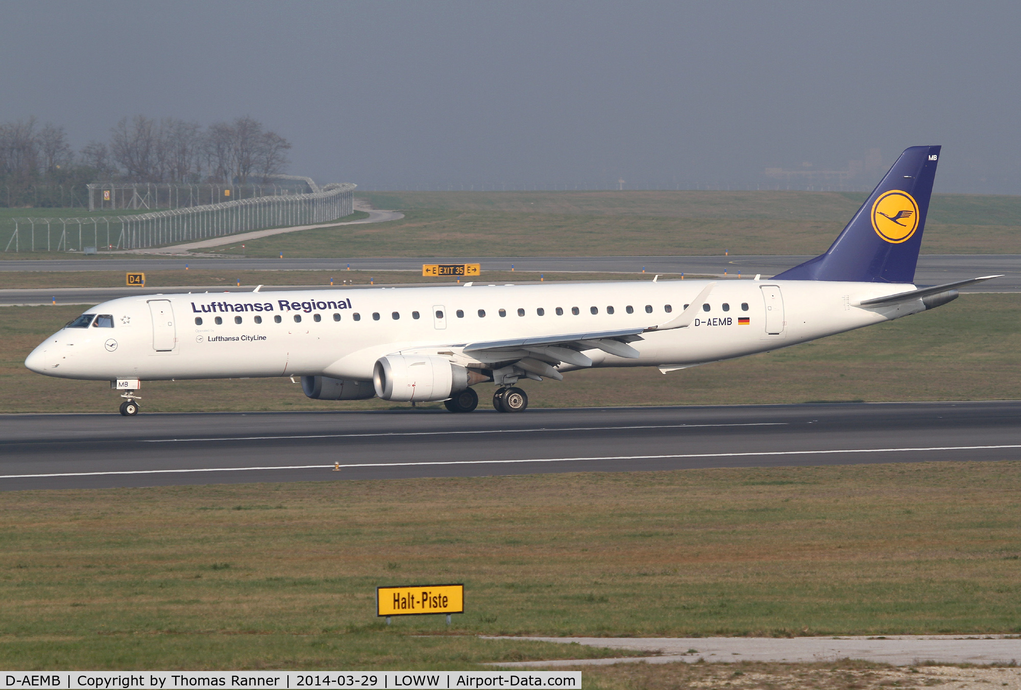 D-AEMB, 2009 Embraer 195LR (ERJ-190-200LR) C/N 19000297, Lufthansa City Line Emb190