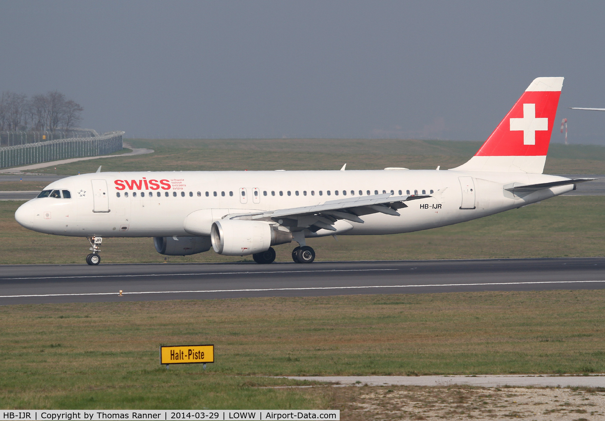 HB-IJR, 1997 Airbus A320-214 C/N 0703, Swiss A320