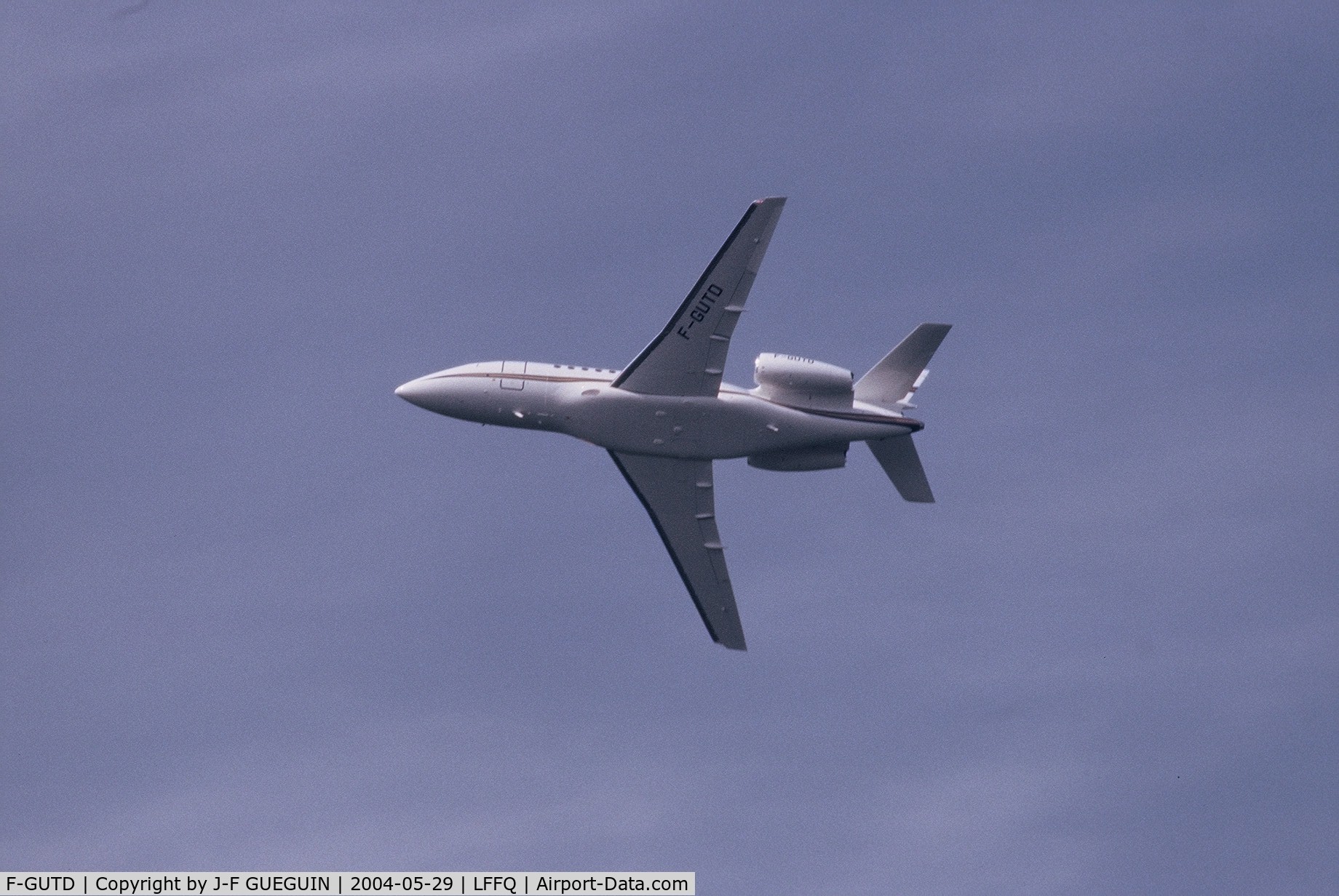 F-GUTD, 2003 Dassault Falcon 2000EX C/N 008, Seen at La Ferté-Alais, 2004 airshow.